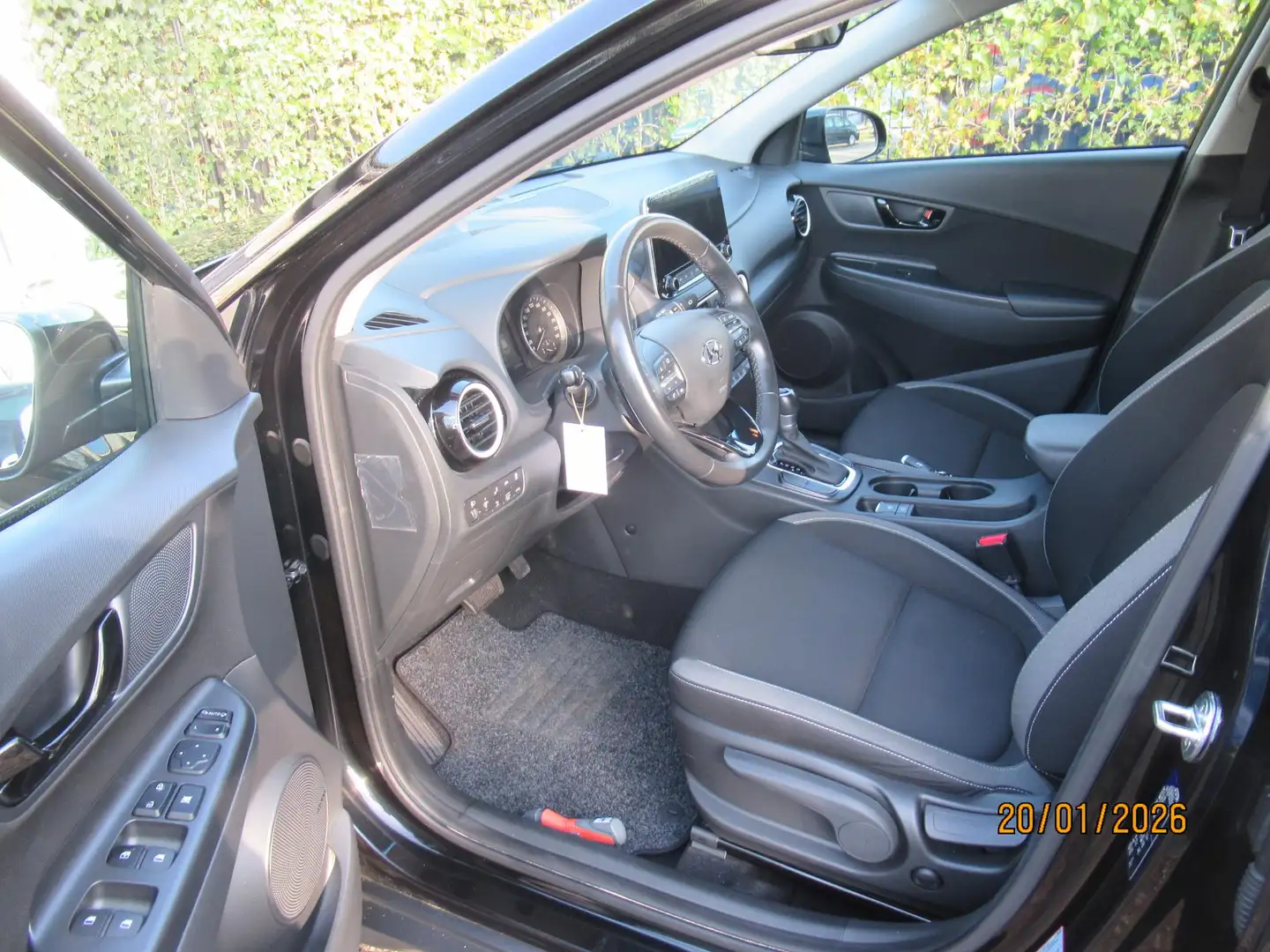 Hyundai KONA 1.6 GDI HEV Fashion Schwarz - 2