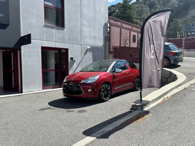 DS Automobiles DS 3 1.6 VTi 120 CABRIOLET So Chic - Entretien régulier