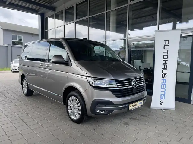 Volkswagen T6 Multivan T6.1 Multivan, AHK, ACC, Alcantara, NAVI