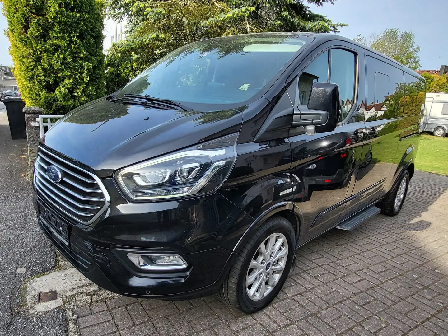 Ford Tourneo Custom 310 L2 Tourneo Titanium Noir - 2