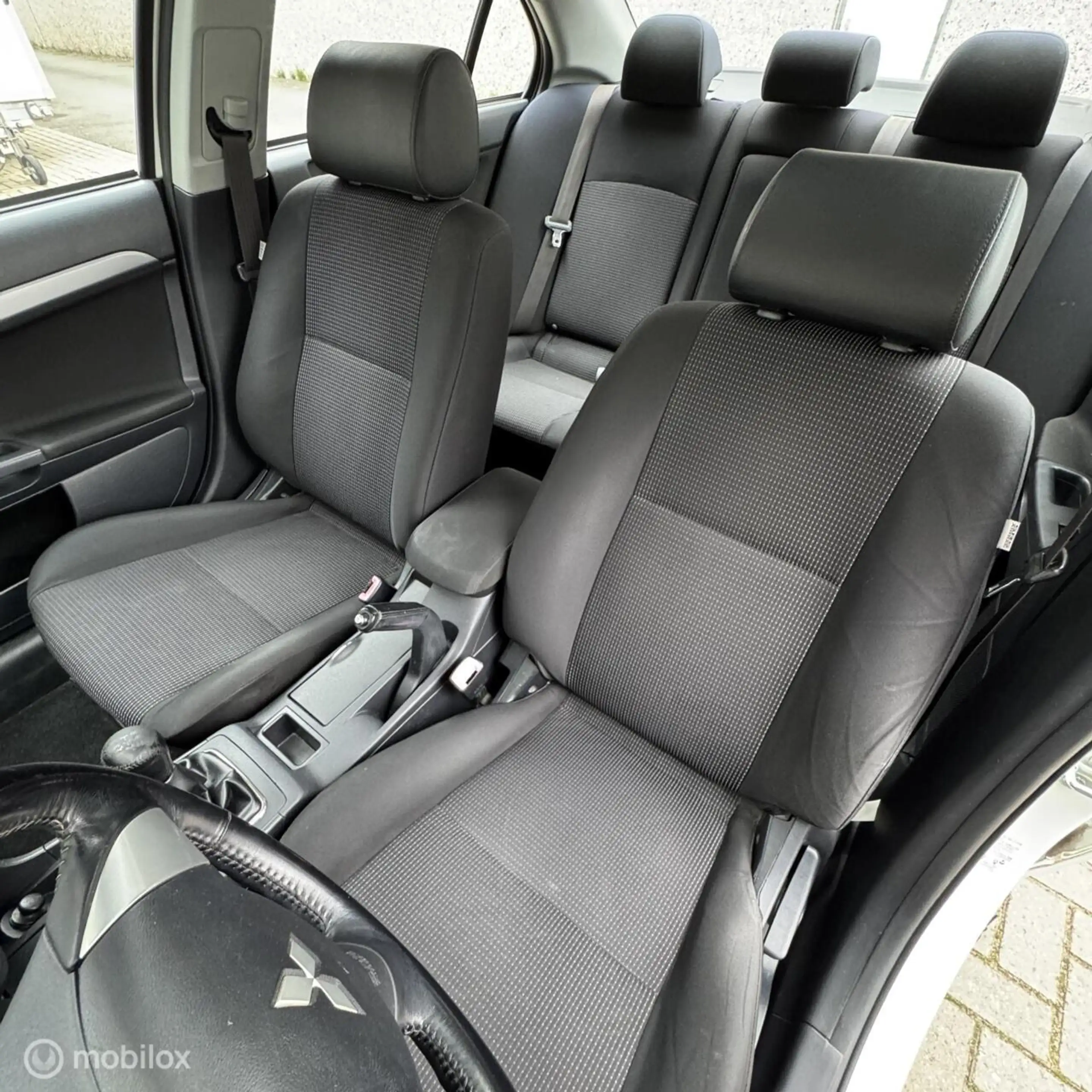 Mitsubishi Lancer Sports Sedan 1.6 Edition One — photo 9