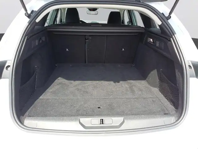 Peugeot 308 SW view 7