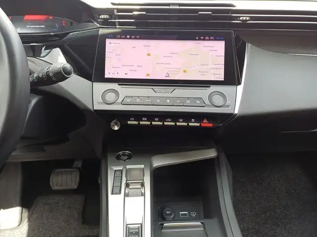 Peugeot 308 SW view 12