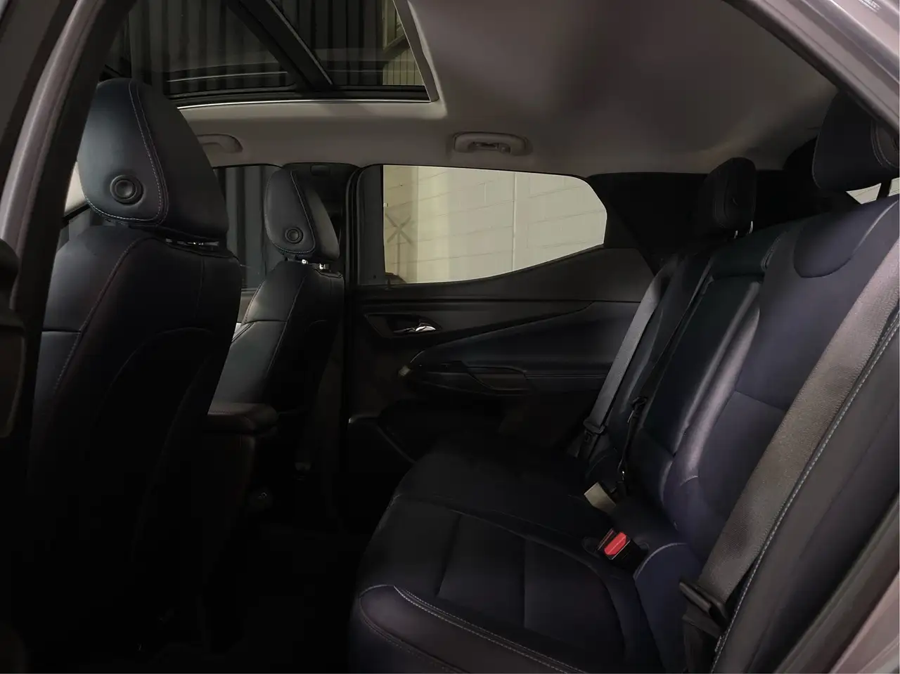 Chevrolet Bolt photo Chevrolet Bolt