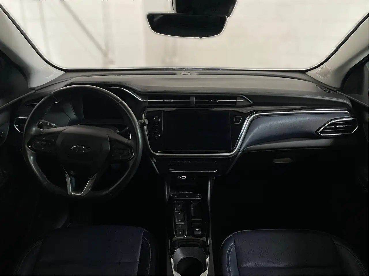 Chevrolet Bolt photo Chevrolet Bolt