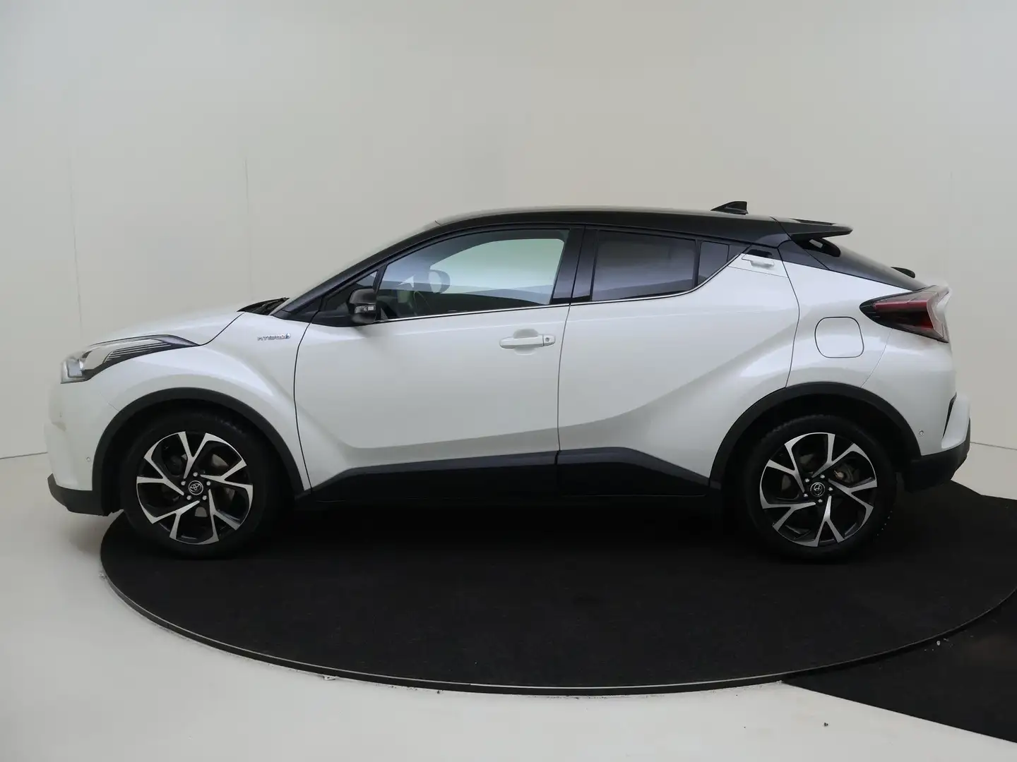 Toyota C-HR 1.8 Hybrid Executive | Achteruitrijcamera | Stoelv Weiß - 2