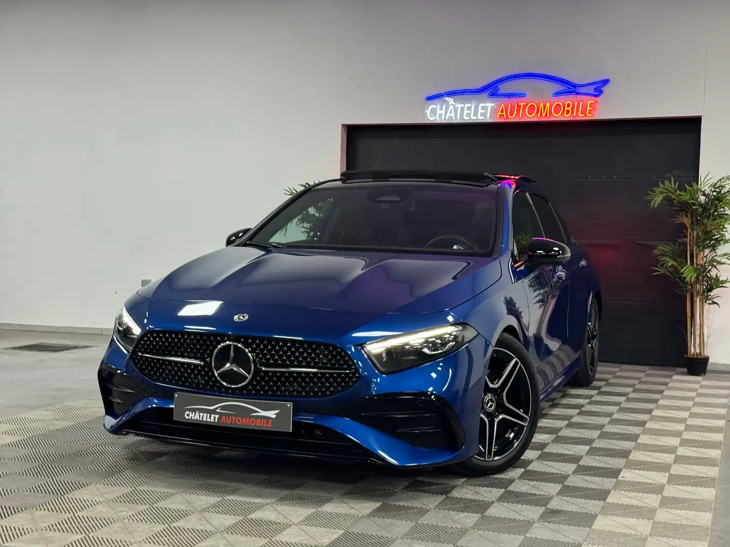 Mercedes-Benz A 180 A 180 AMG Line Full Options Garantie 12 mois Blau - 1