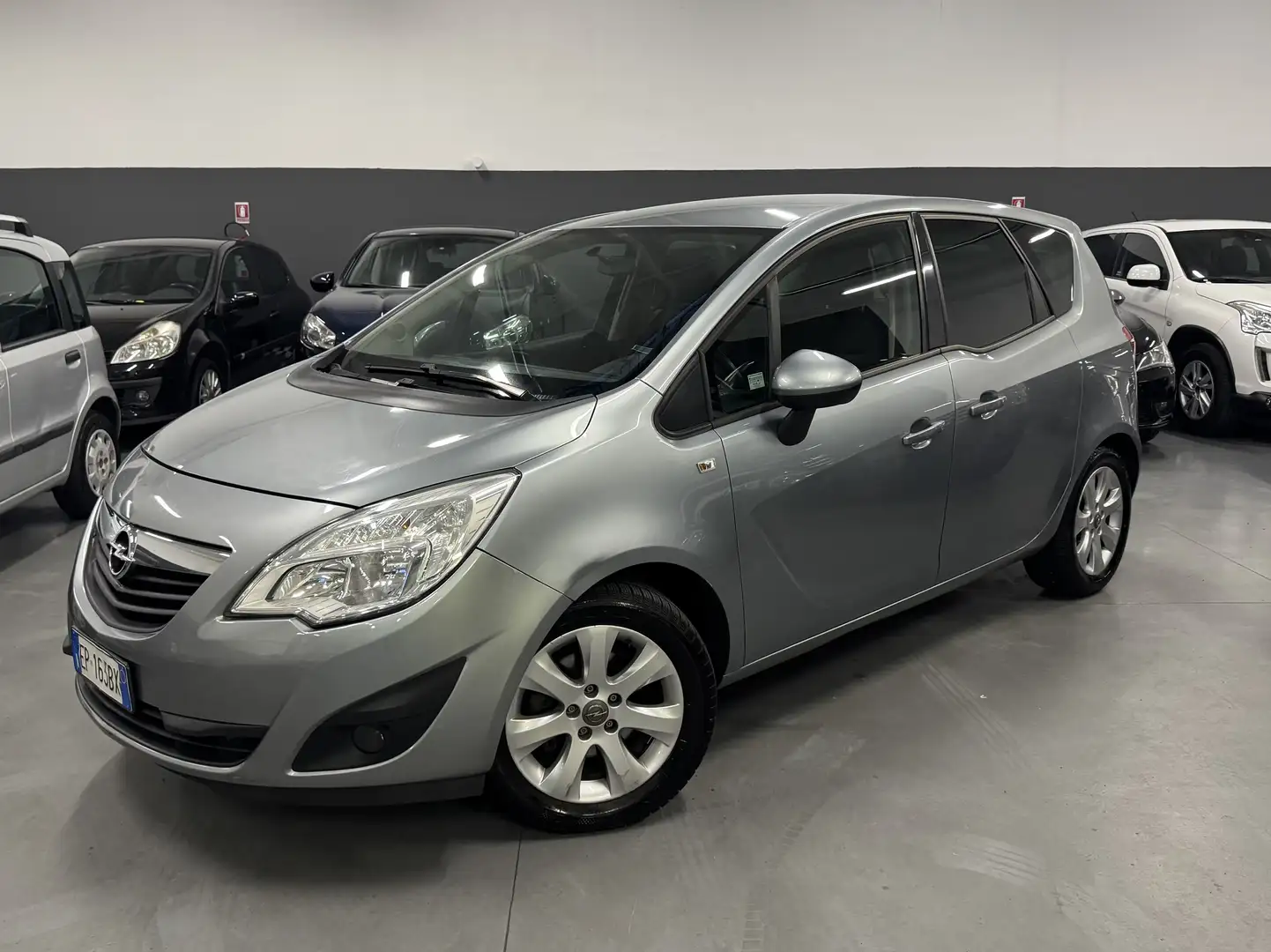 Opel Meriva 1.4t Cosmo Gpl-tech 120cv - 2