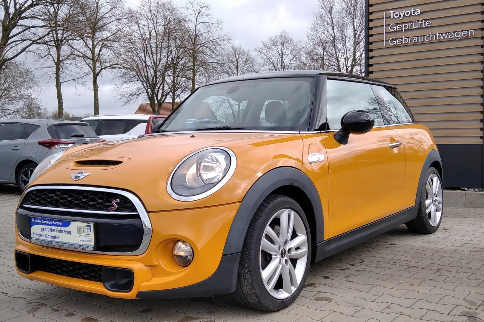 MINI Cooper S 3-trg. (F56), Klima, Tempomat, Sitzheizung, Sport Orange - 1