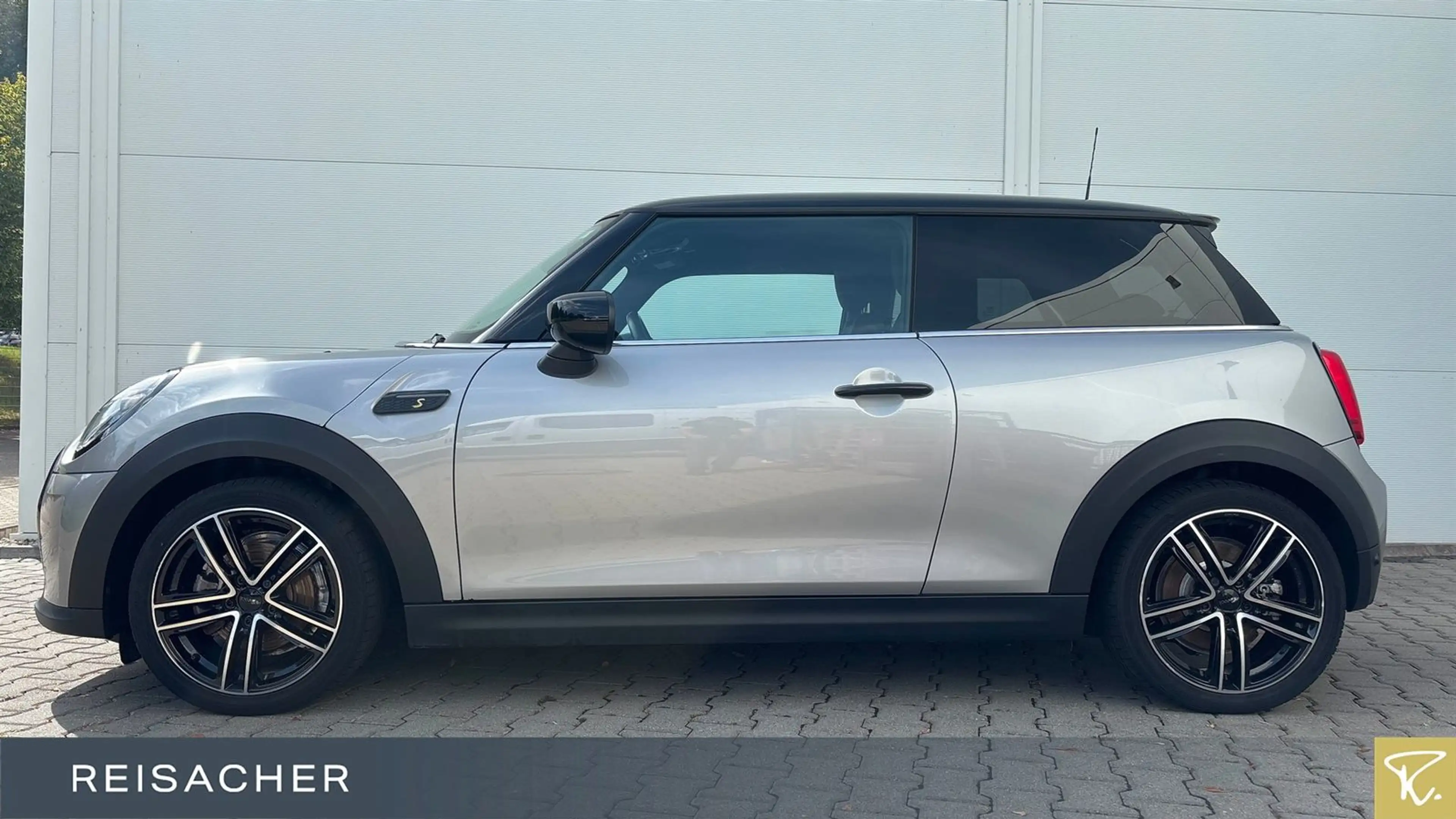MINI Cooper SE Classic Trim,Navi,LED,SHZ — photo 9