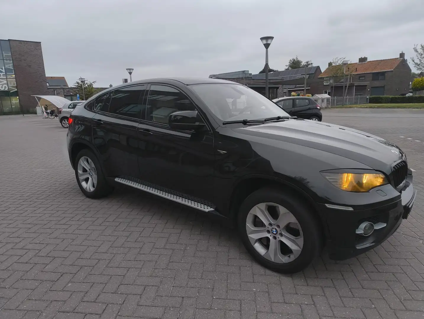 BMW X6 xDrive50i Noir - 2