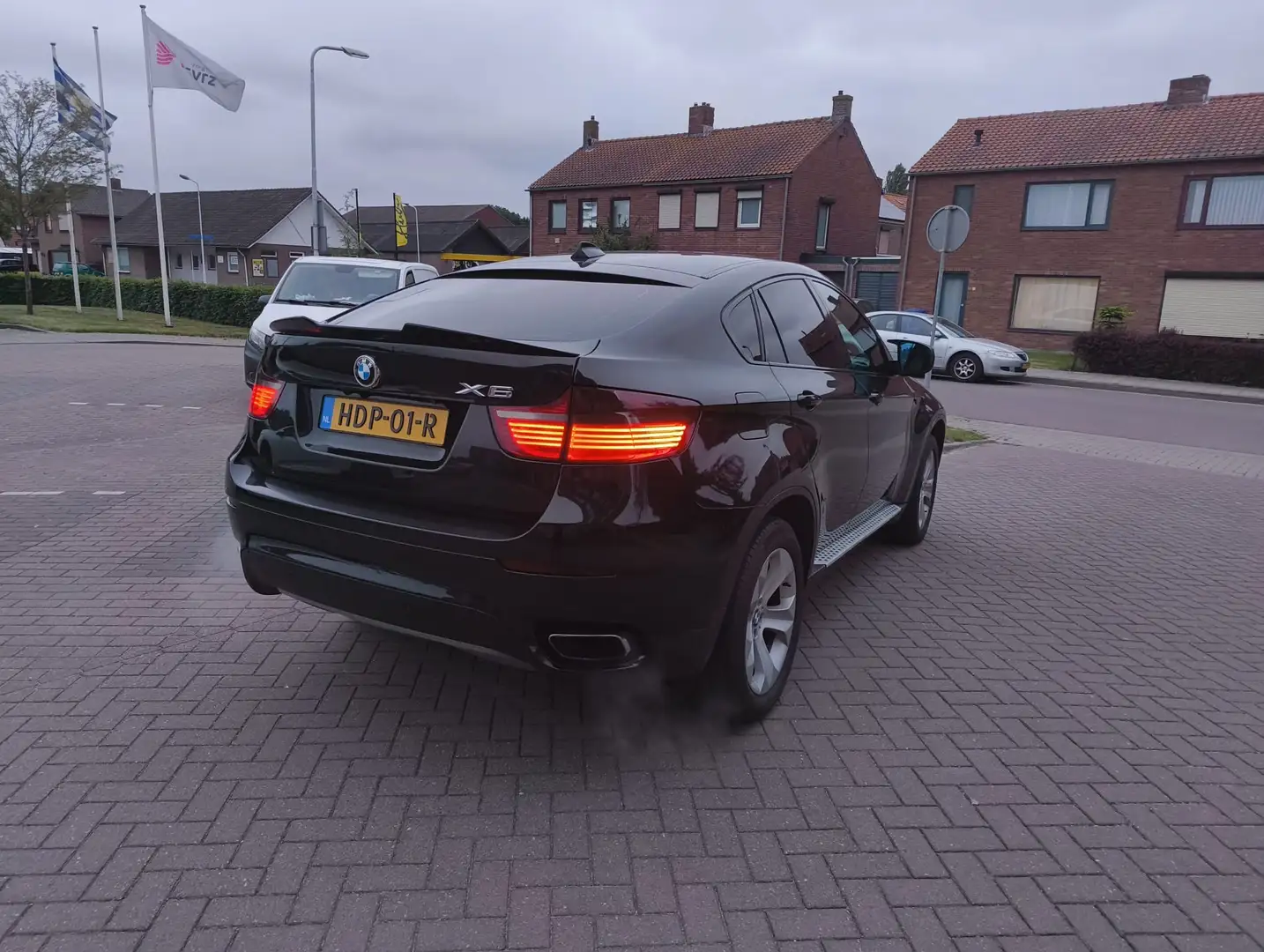 BMW X6 xDrive50i Noir - 1