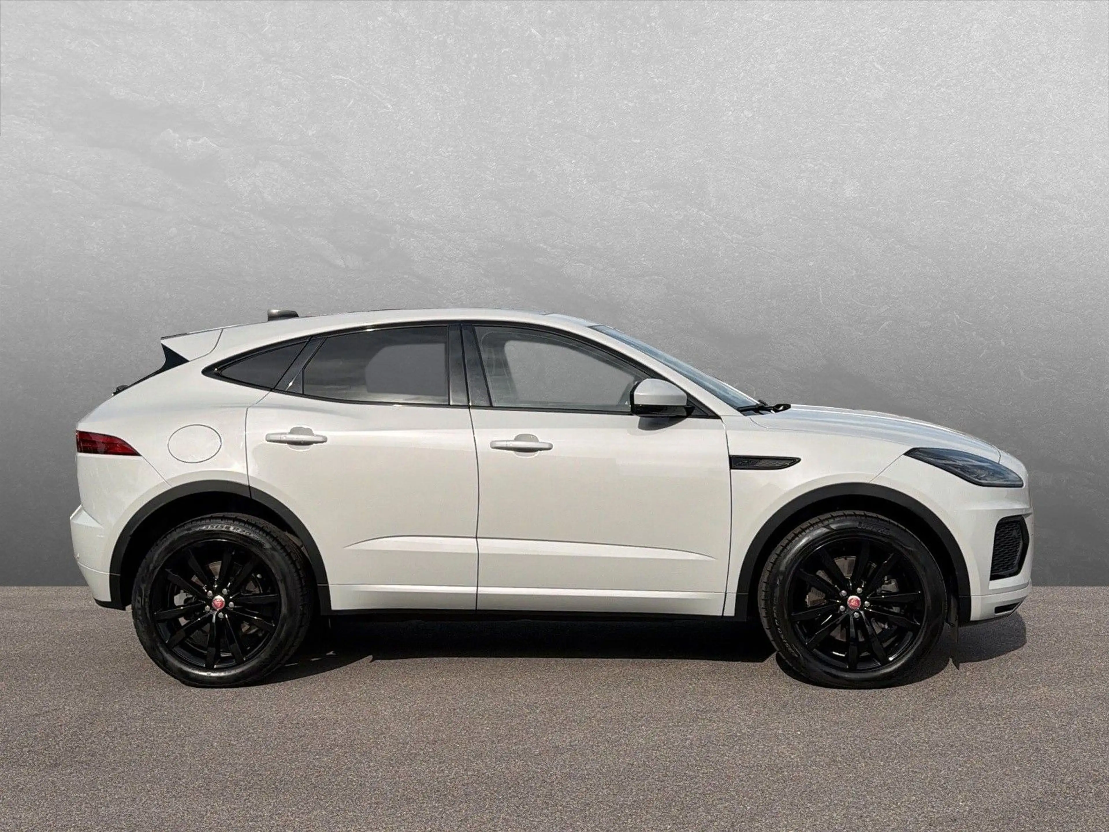 Jaguar E-Pace P300e R-DYNAMIC HSE AWD ACC HUD — photo 6