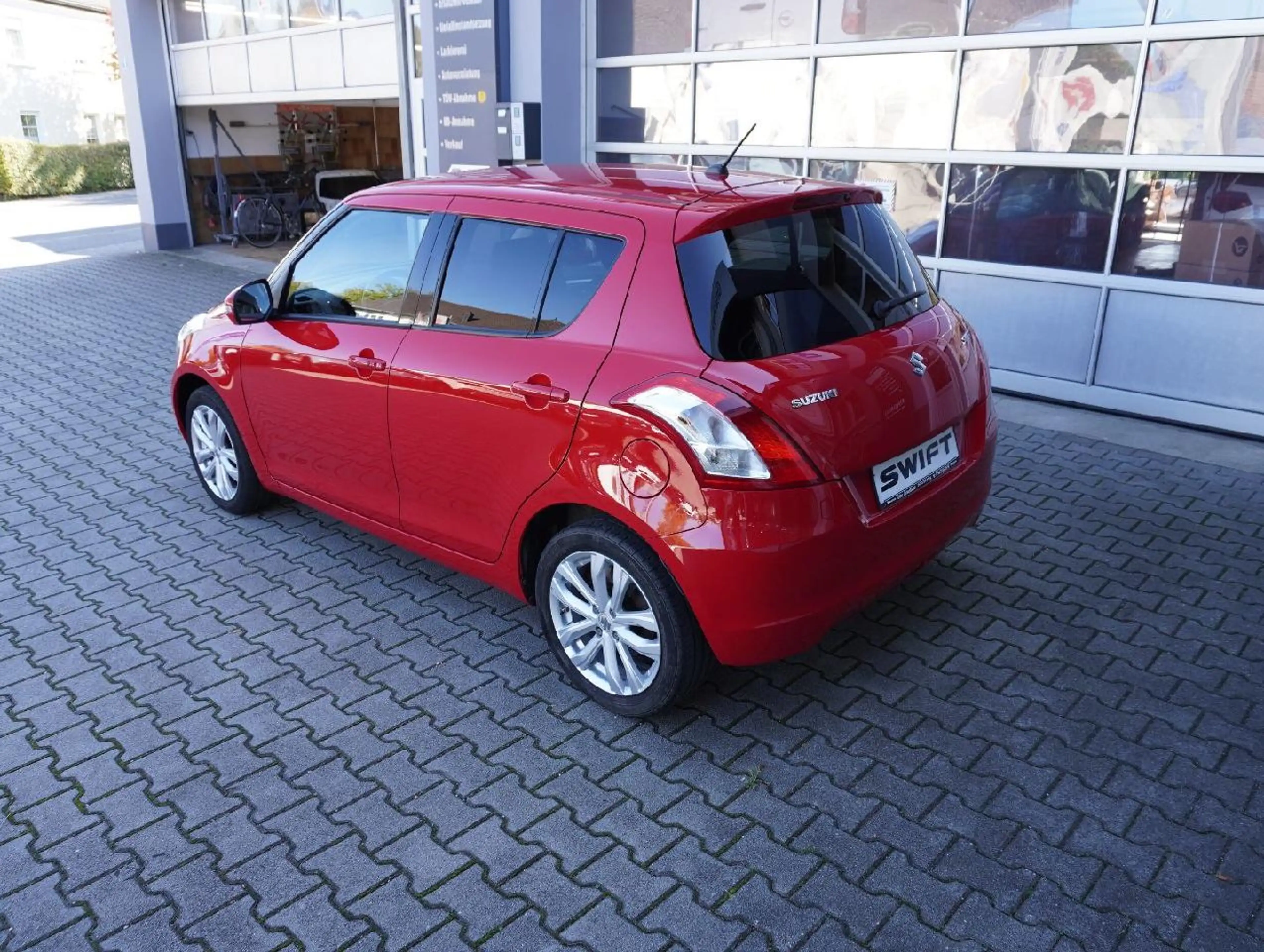 Suzuki Swift Comfort / Super schöner Zustand — photo 6