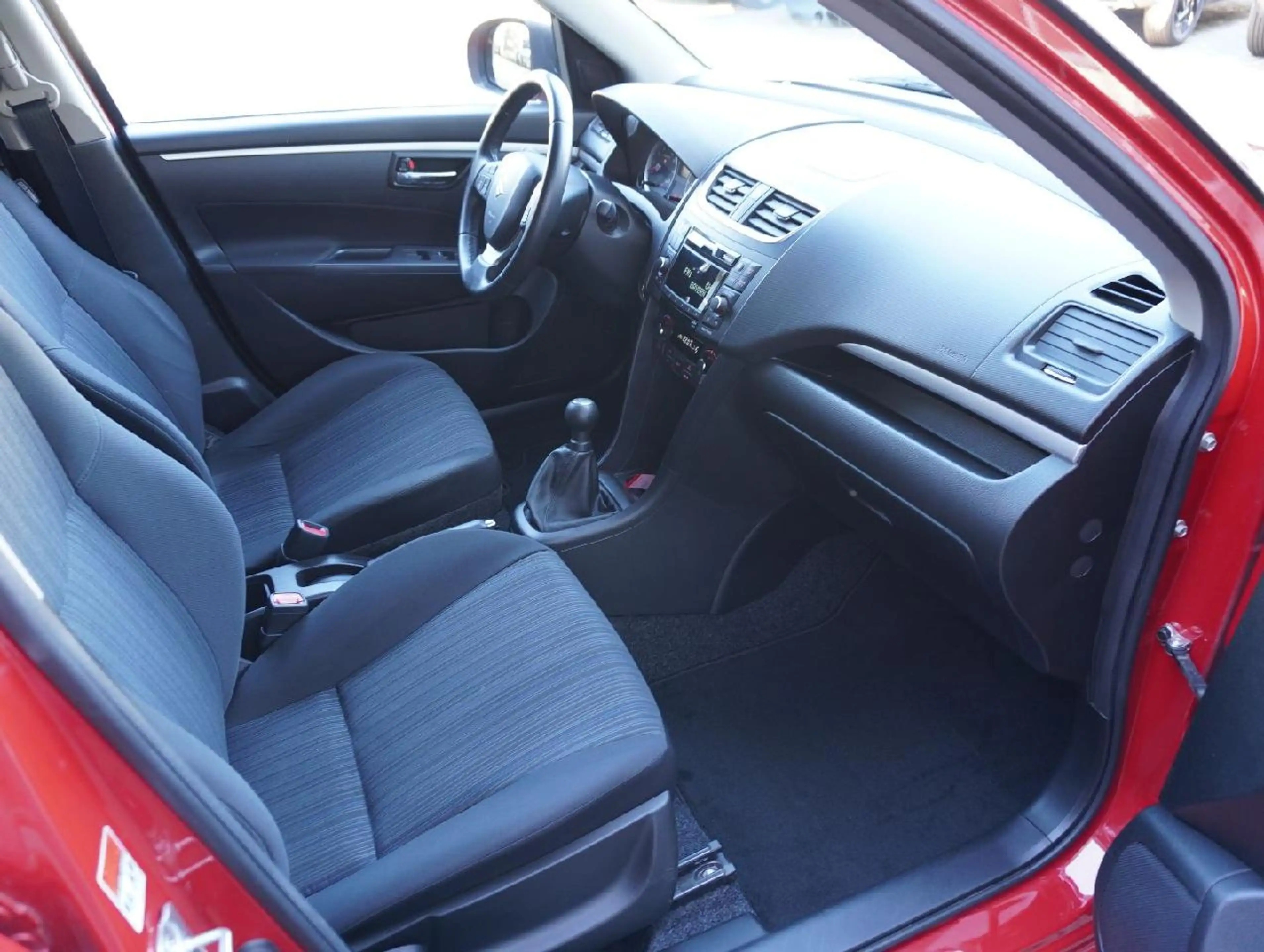 Suzuki Swift Comfort / Super schöner Zustand — photo 15