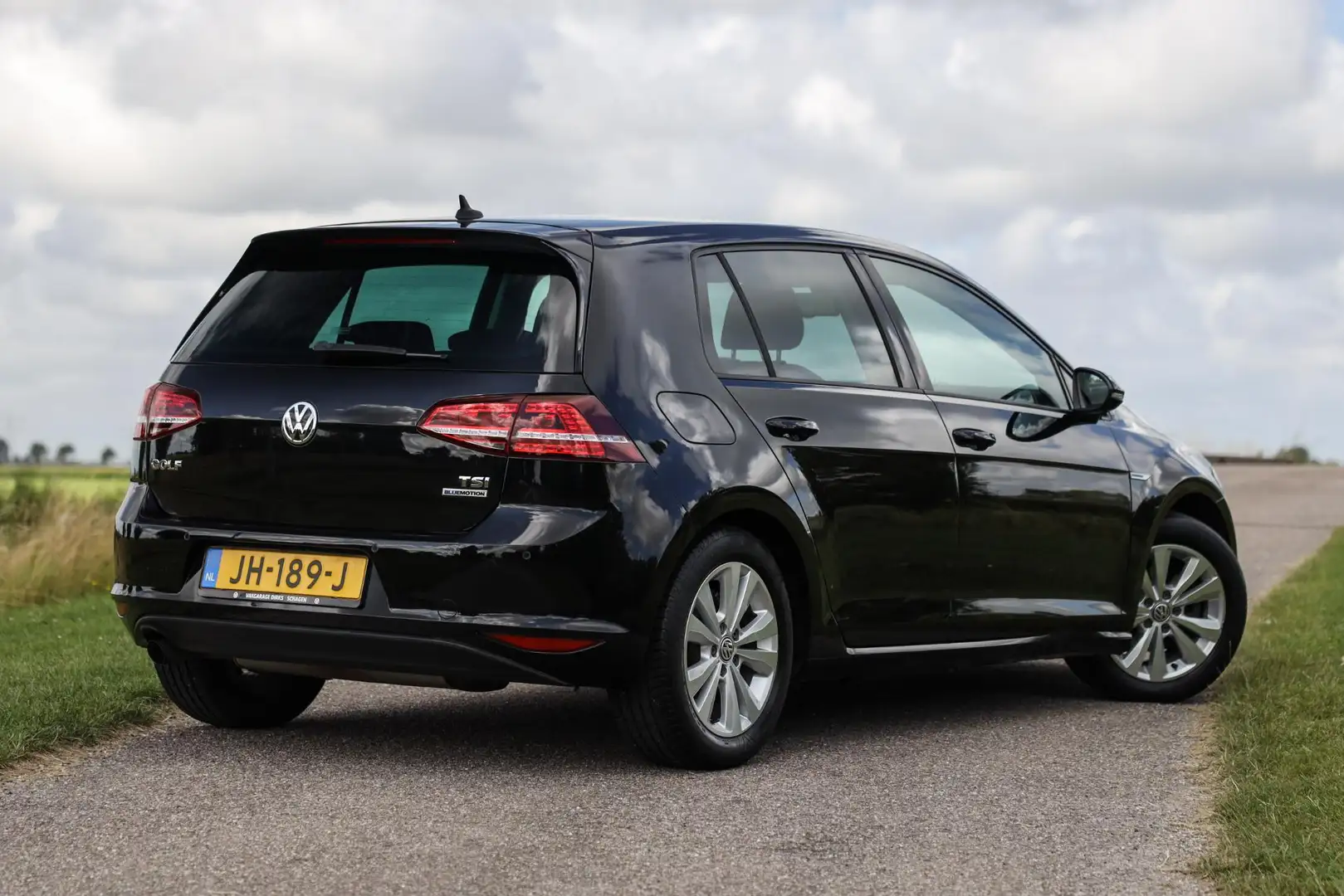 Volkswagen Golf TSI DSG Business ✅ Navi ✅ Camera ✅ Cruise Negro - 2