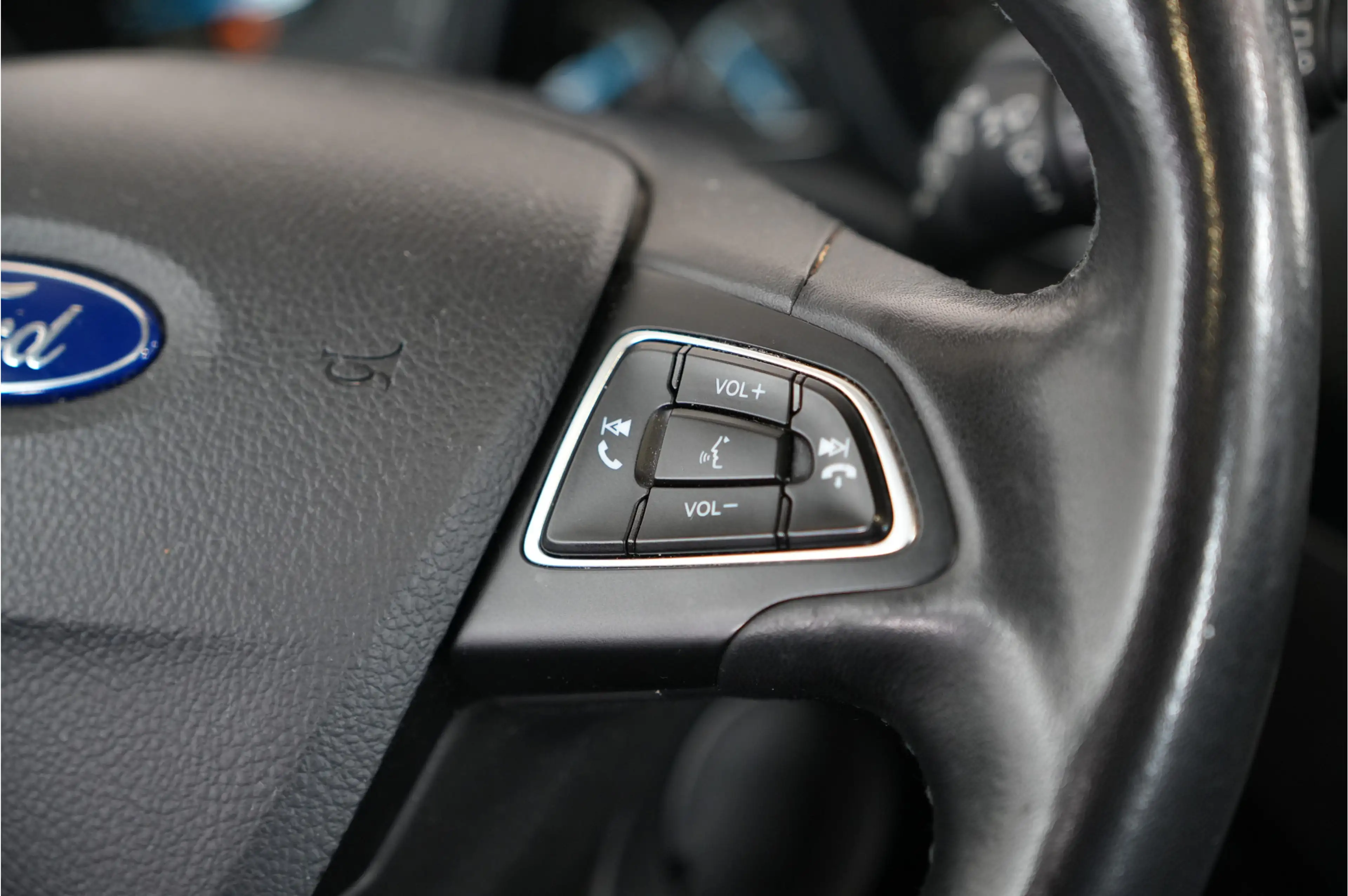 Ford C-Max 1.0 Titanium | Trekhaak | Cruise | Climate | — photo 18