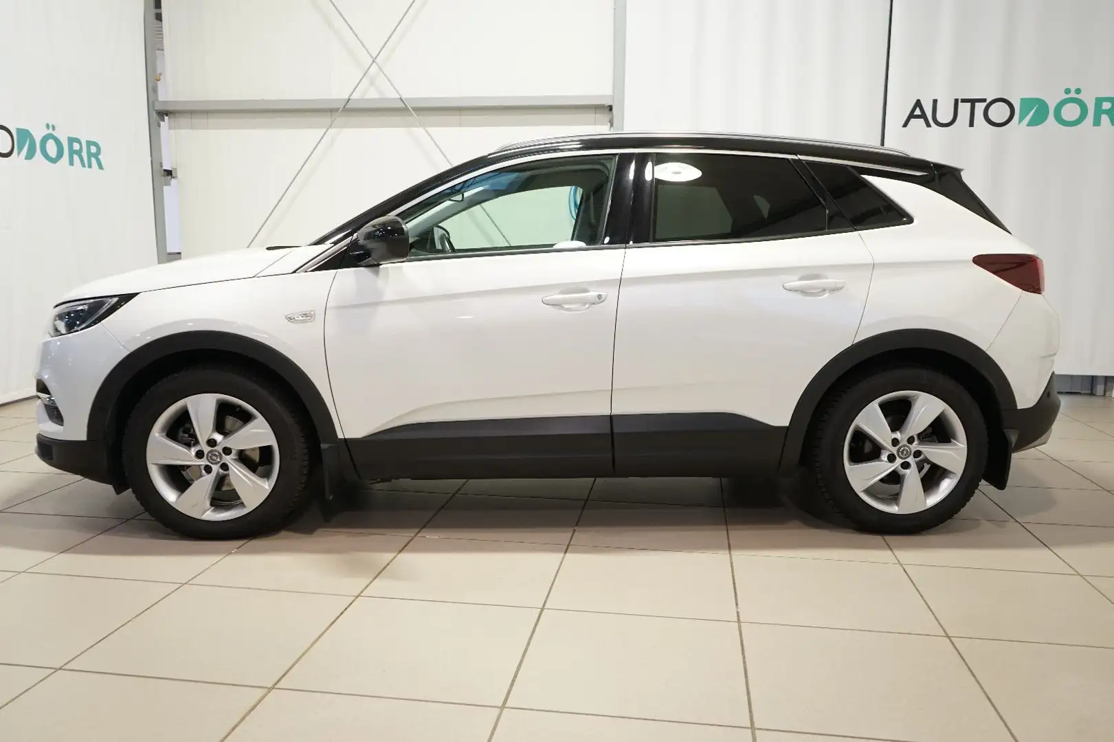Opel Grandland X 1.5 D Aut. Ultimate AHK+4xSHZ+360° Weiß - 2