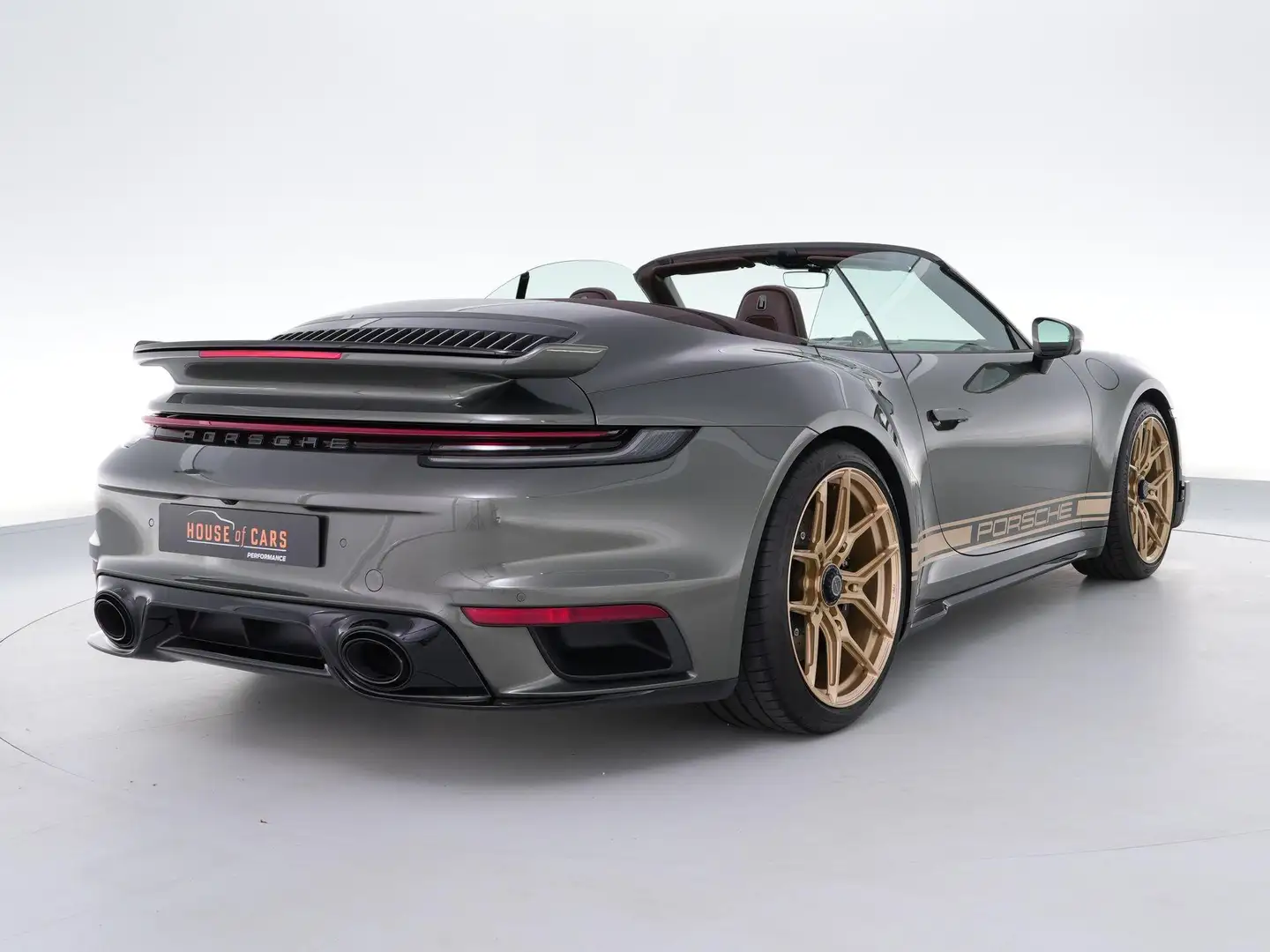 Porsche 992 Turbo S Cabrio 3.8 650pk |PTS Aventurine green|aer Groen - 2