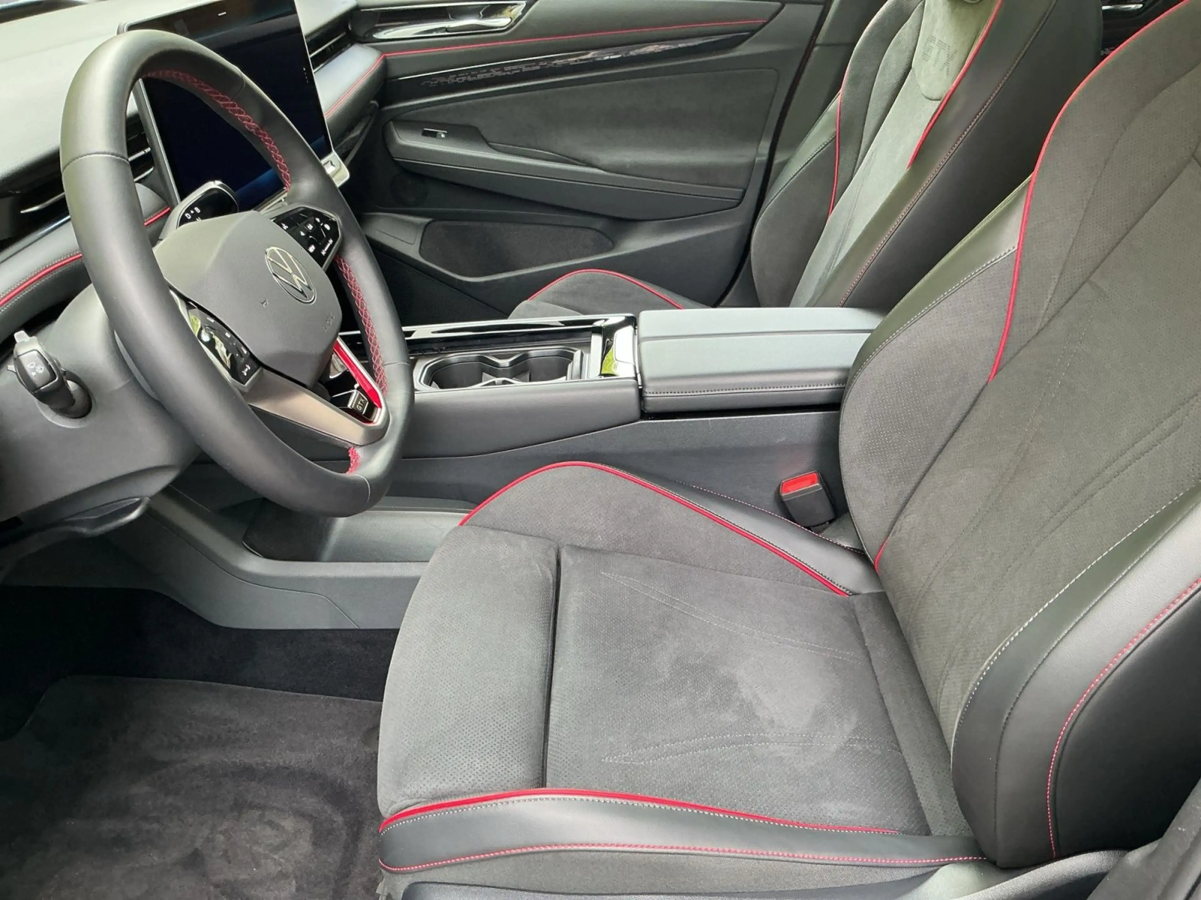 Volkswagen ID.7 GTX 4M 5JG+AHK+PANO+HARMAN+HuD+360° — photo 12