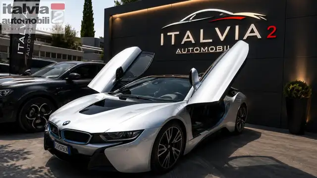 BMW i8 i8 TUTTA TAGLIANDATA BMW PRONTA CONSEGNA