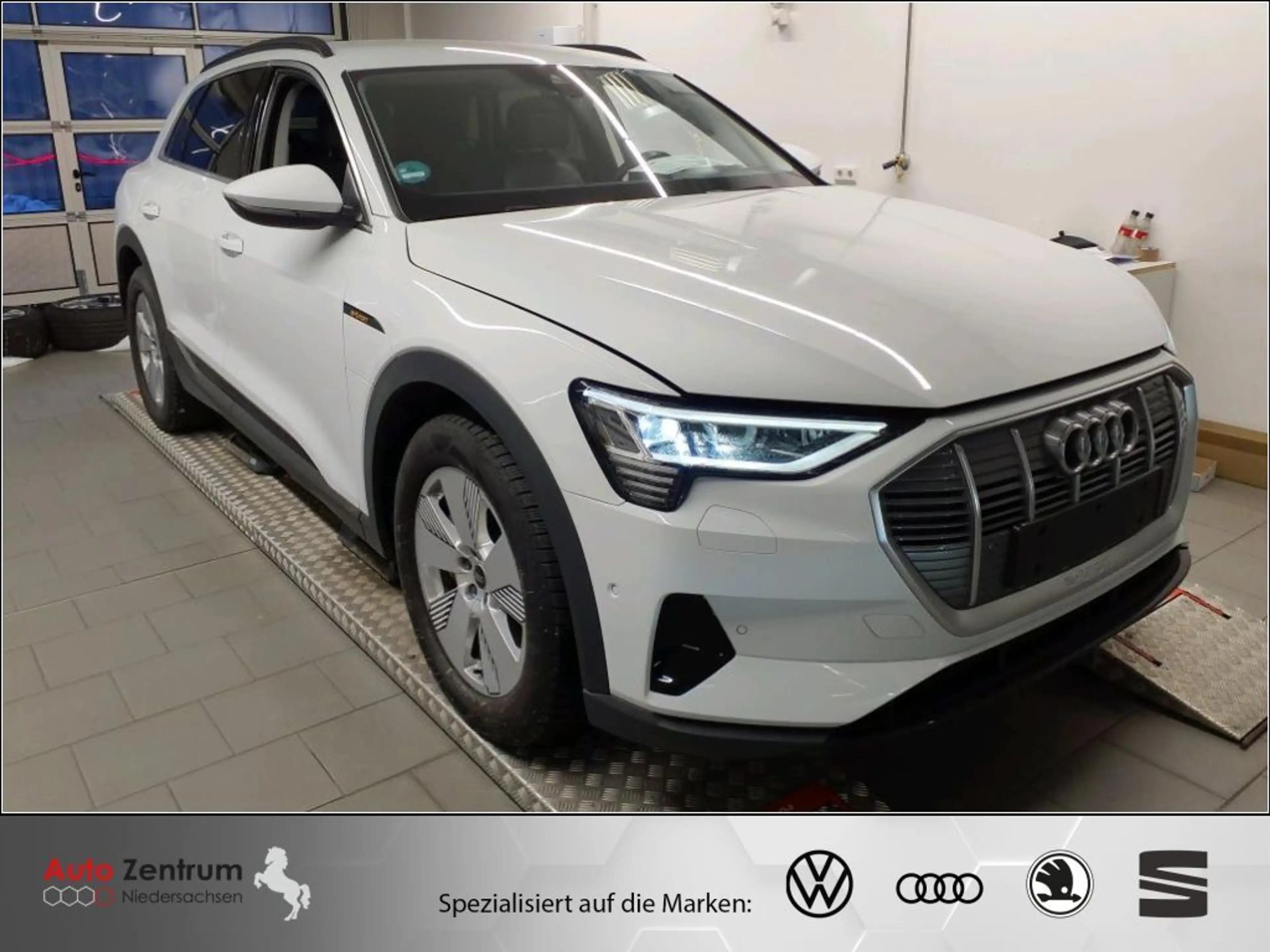 Audi e-tron 55 quattro AZN-Haus-Förderung* Batterie-Zertifikat — photo 2