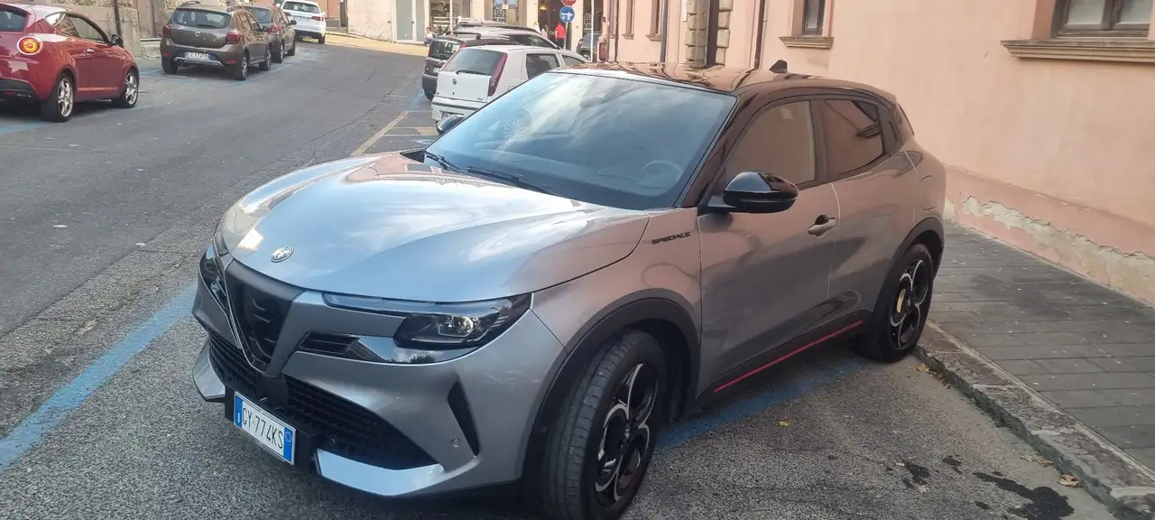 Alfa Romeo Junior 2025