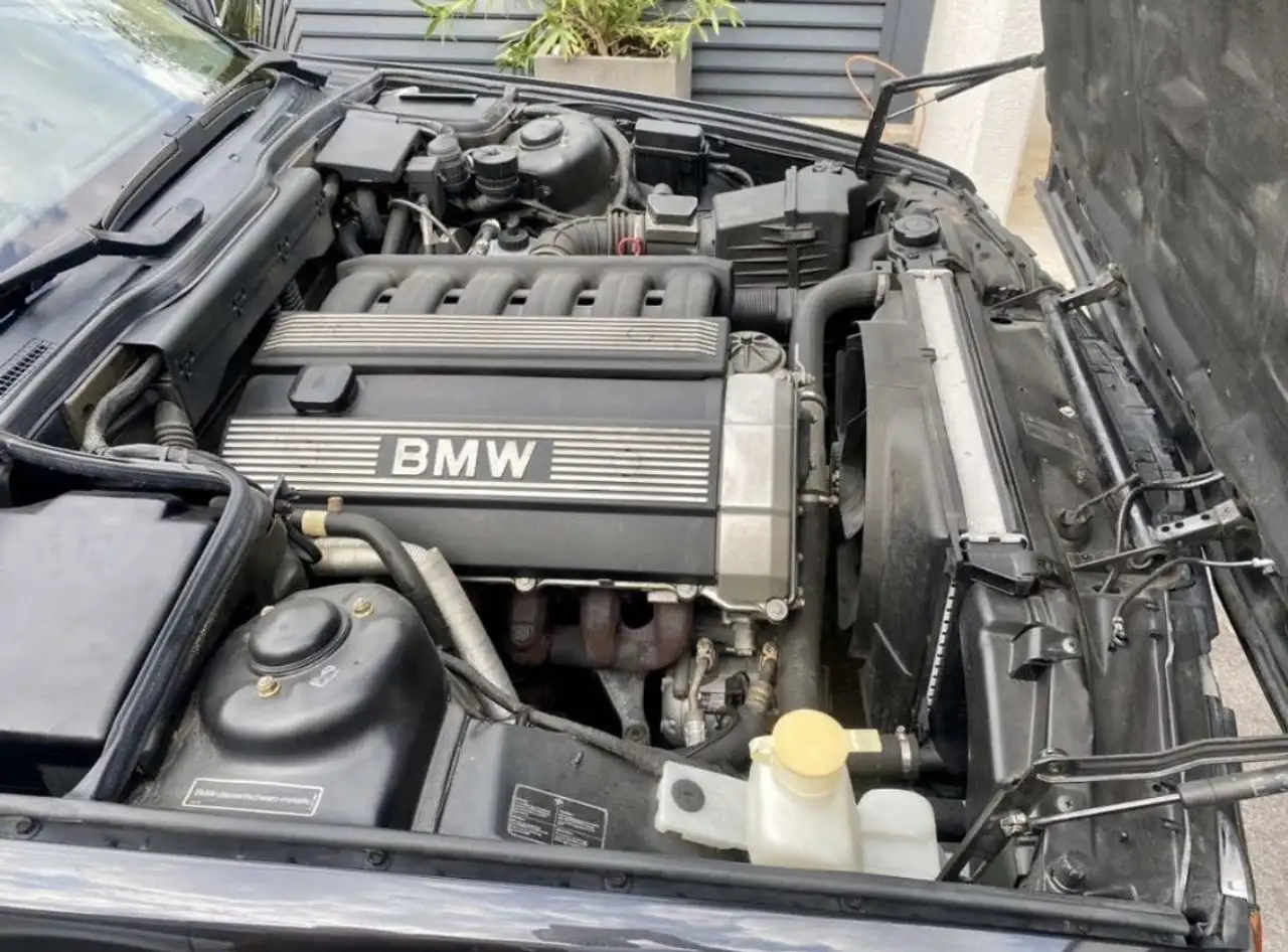 BMW 525i touring, foto 9