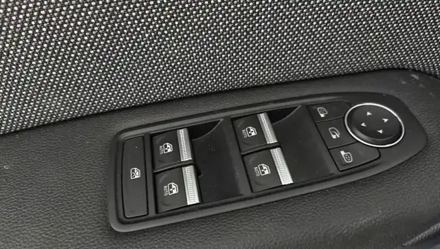 Renault Captur view 11