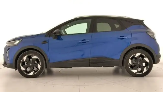 Renault Captur view 4