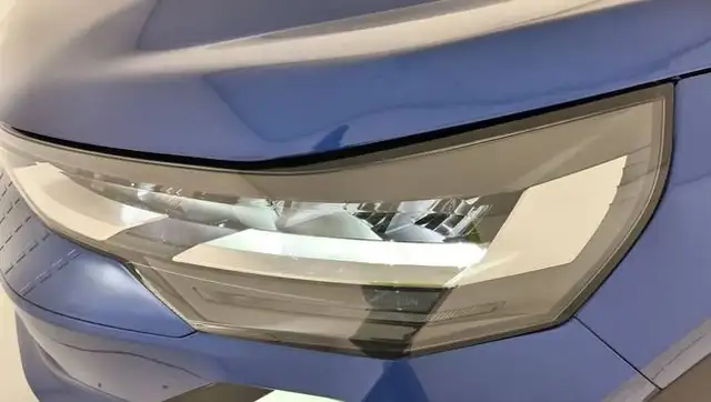 Renault Captur view 2