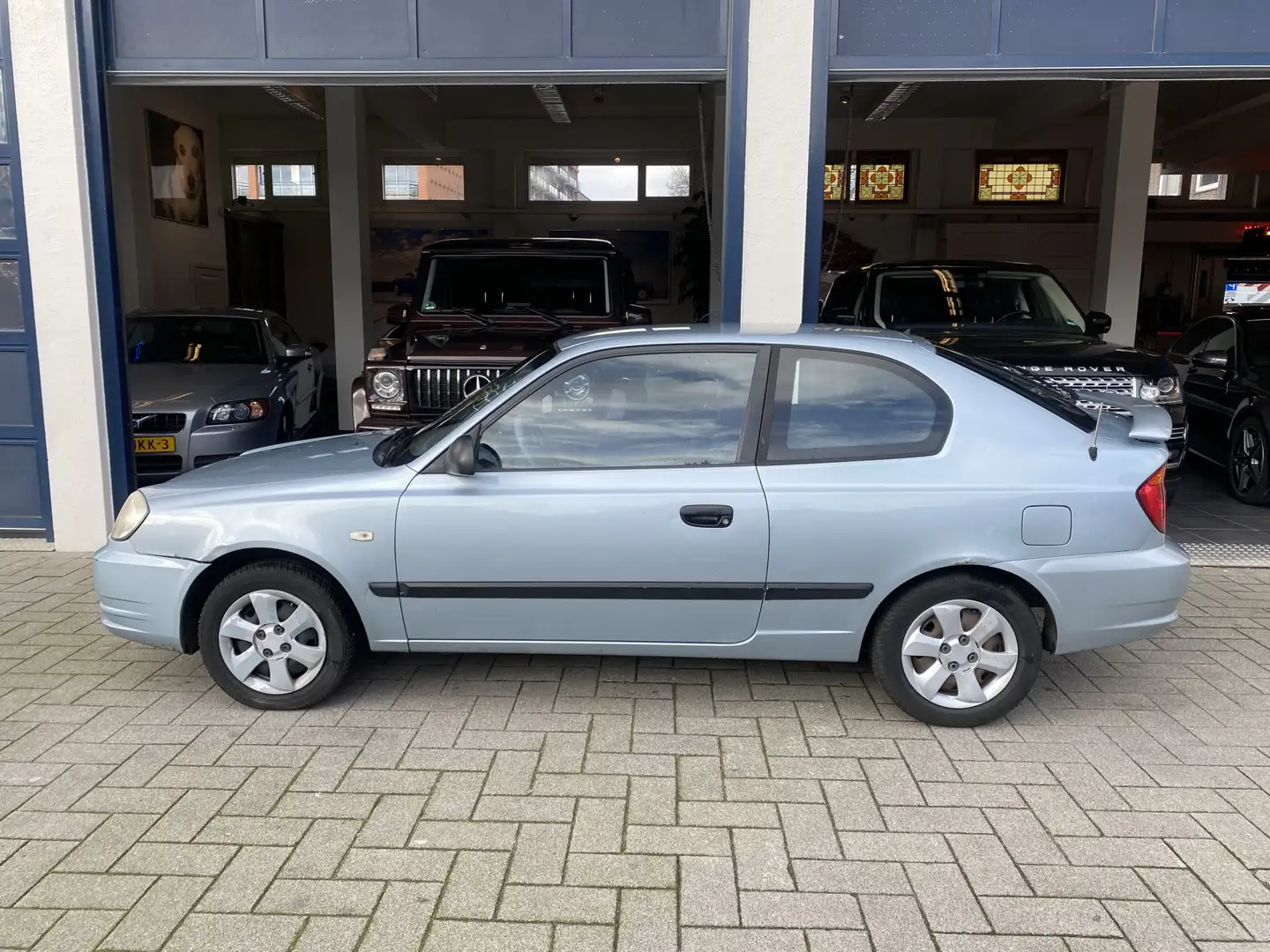 Hyundai ACCENT 1.3i Active Young Modrá - 2