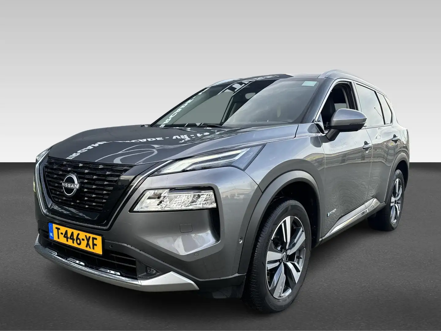 Nissan X-Trail 1.5 e-4orce Tekna 4WD 7p. Grijs - 2