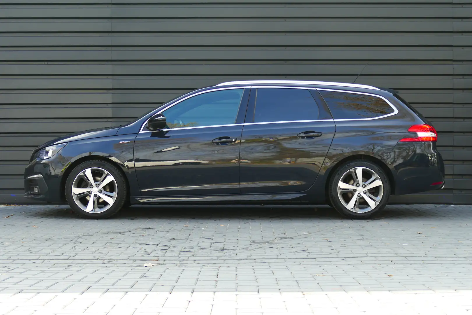 Peugeot 308 SW 1.2 PURETECH 130PK GT-LINE / NAVI / CLIMA / PDC Grigio - 2