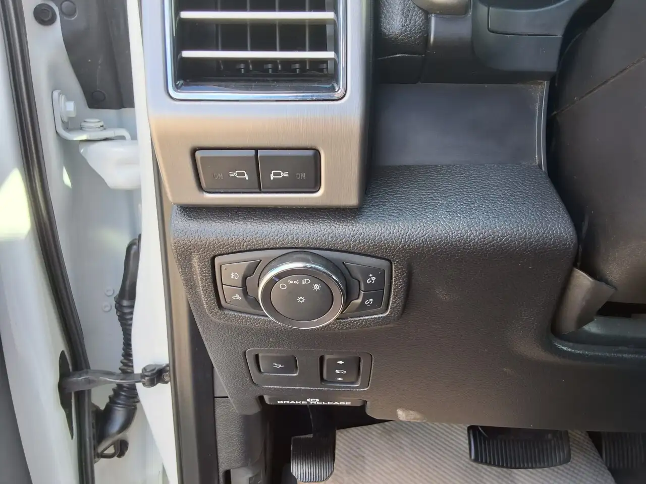 Ford F 350 снимка Ford F 350