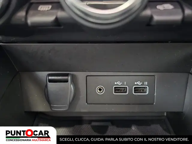 Renault Clio view 25
