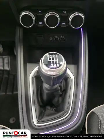 Renault Clio view 26