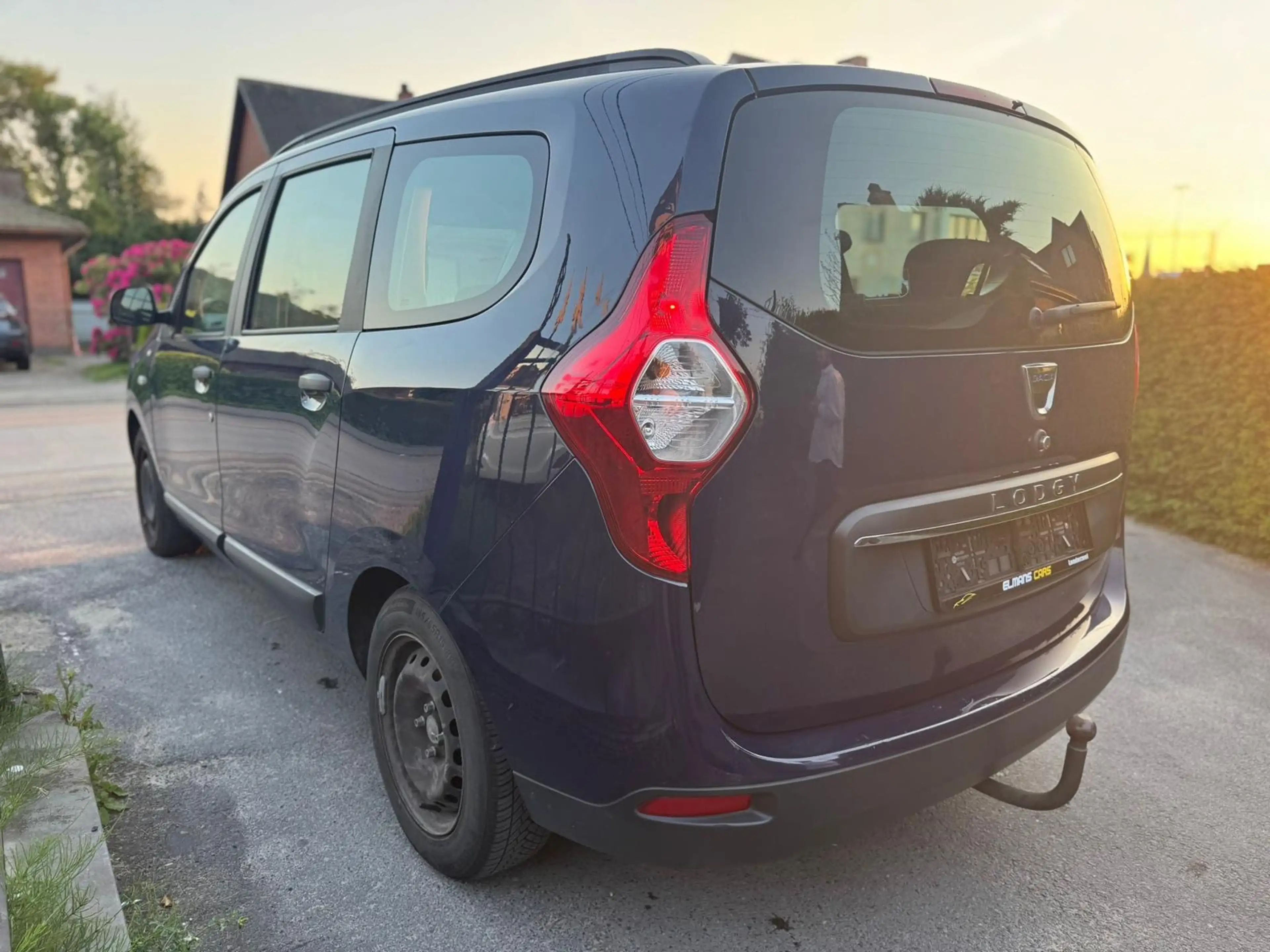 Dacia Lodgy Lodgy Stepway 1.3 TCe GPF 7pl. (EU6.2) — photo 7