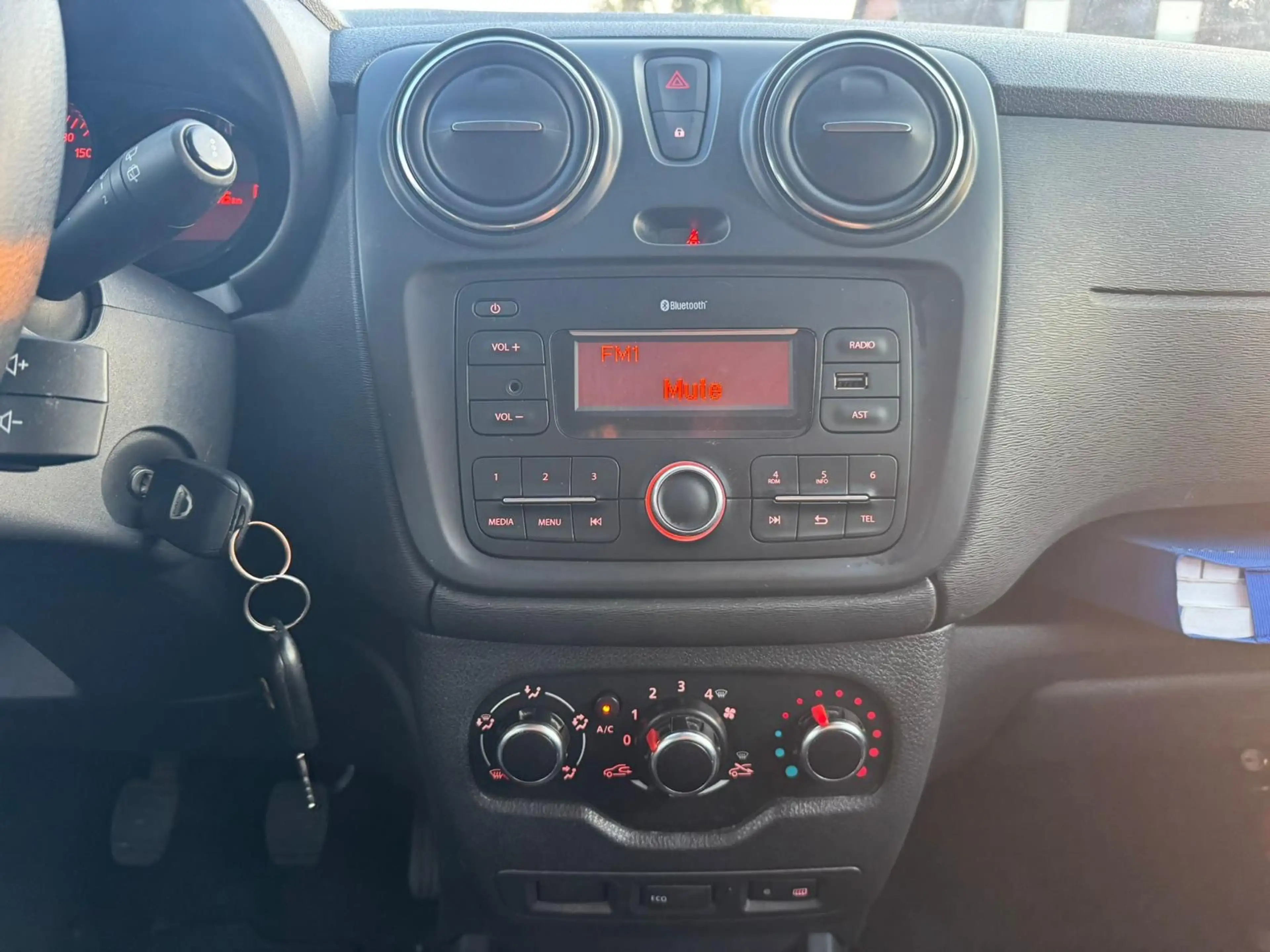 Dacia Lodgy Lodgy Stepway 1.3 TCe GPF 7pl. (EU6.2) — photo 10