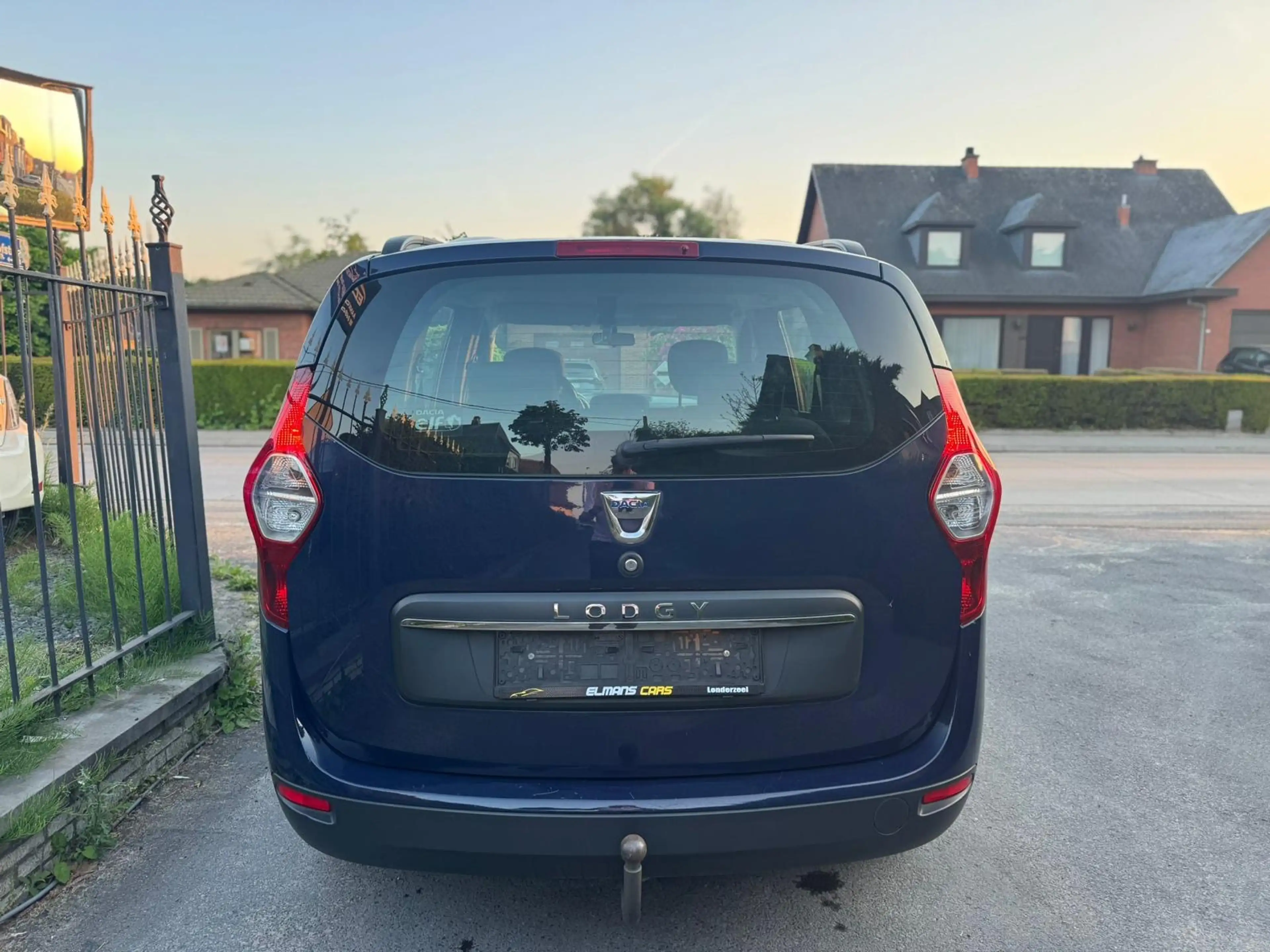 Dacia Lodgy Lodgy Stepway 1.3 TCe GPF 7pl. (EU6.2) — photo 6