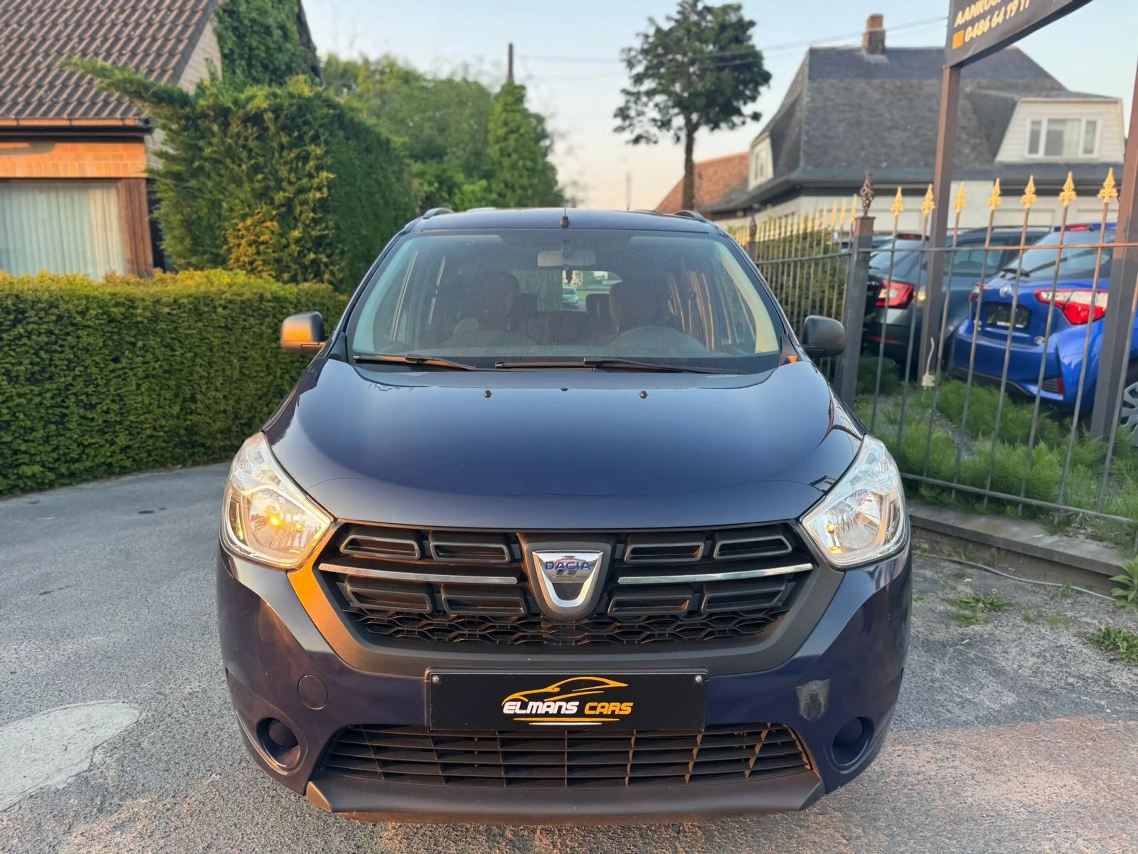 Dacia Lodgy Lodgy Stepway 1.3 TCe GPF 7pl. (EU6.2) — photo 2