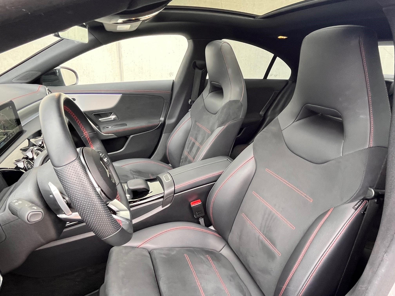 Mercedes-Benz CLA 250 e AMG Line — photo 11