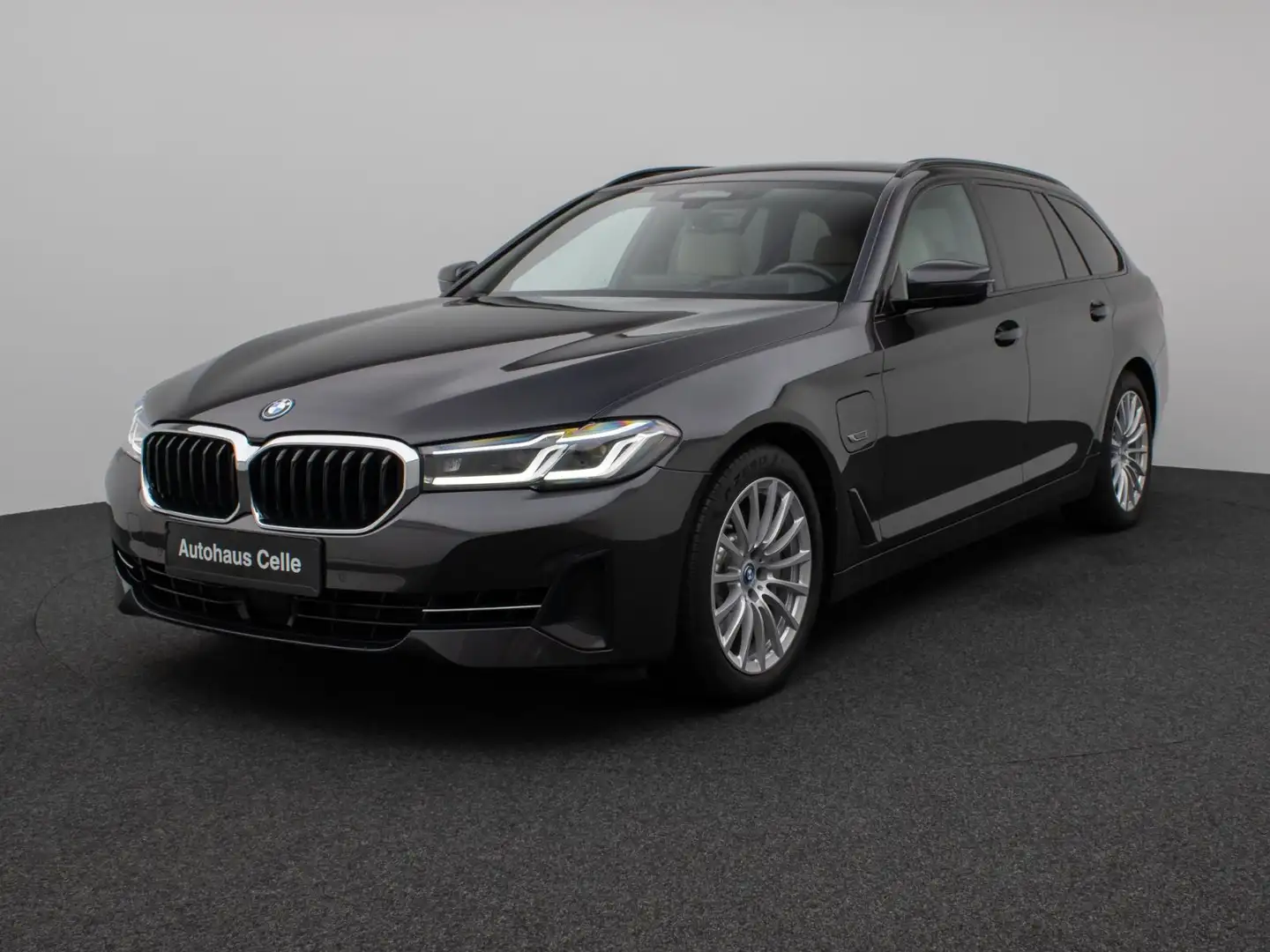 BMW 530 e Panorama Kamera Laser HUD DAB H/K AHK ACC Grijs - 1