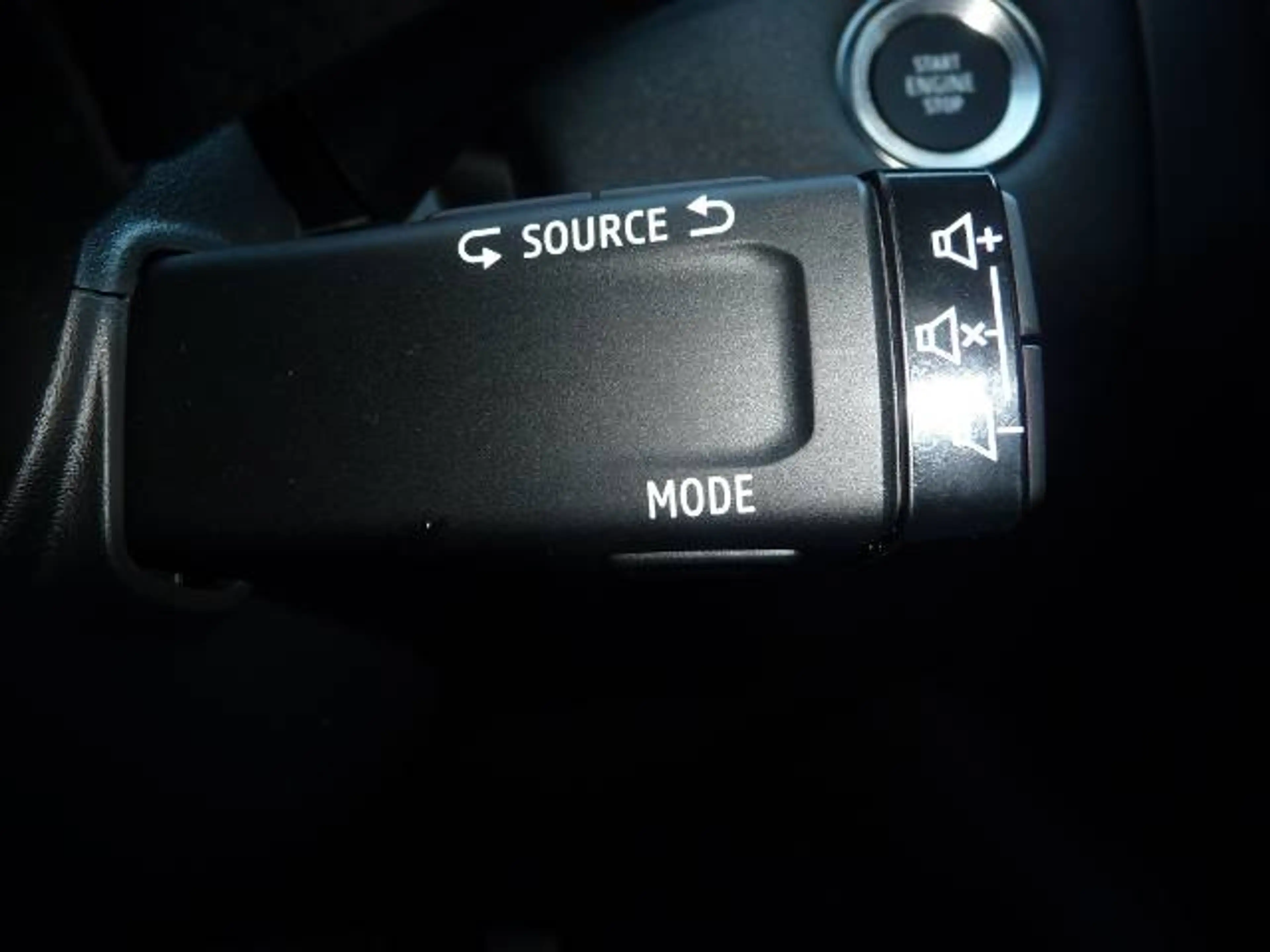 Mitsubishi Grandis Intro Edition 1.8 Hybrid — photo 4