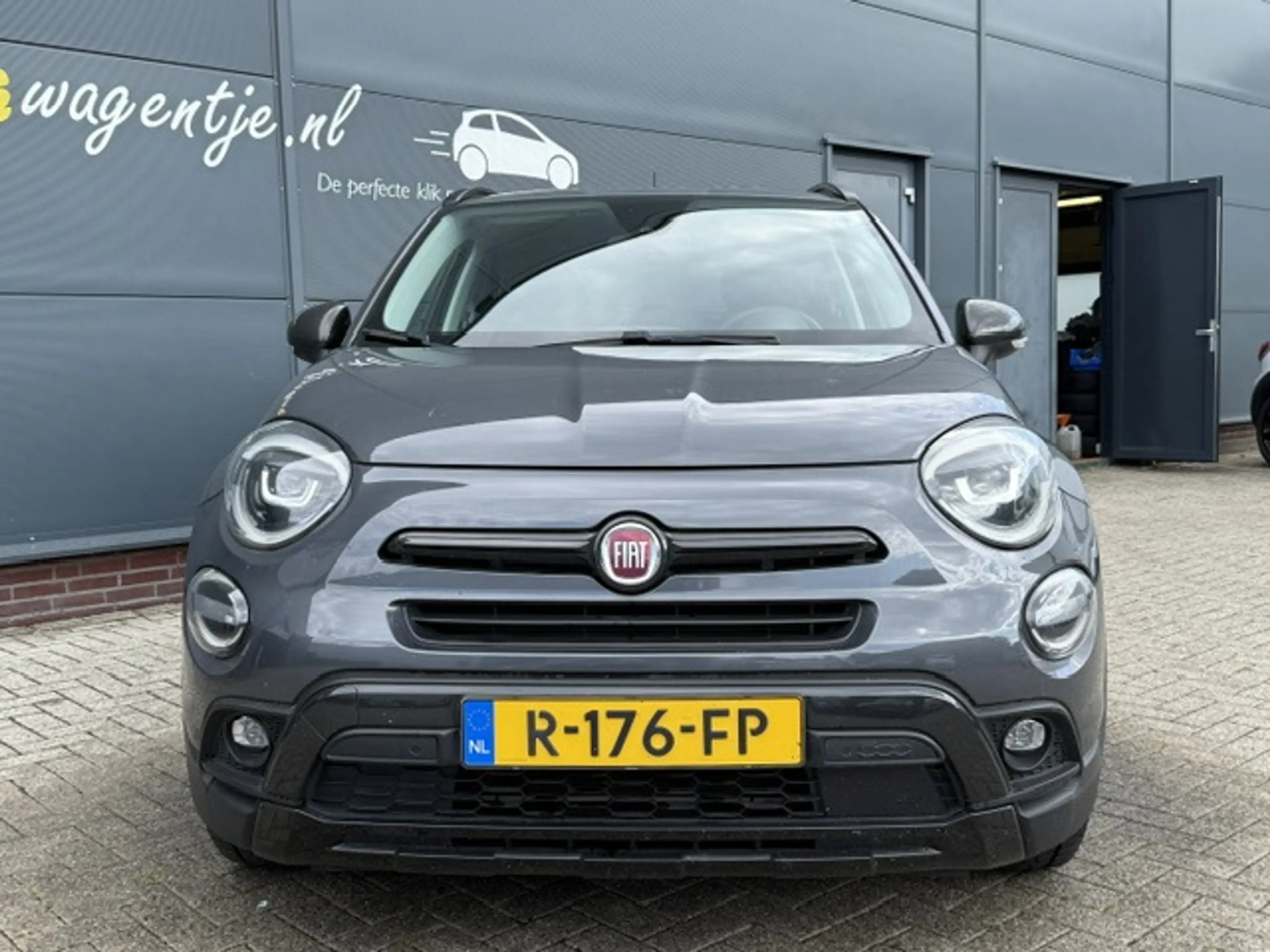 Fiat 500X Cross 1.3 GSE Cross Autom. *carplay *navi *camera — photo 4
