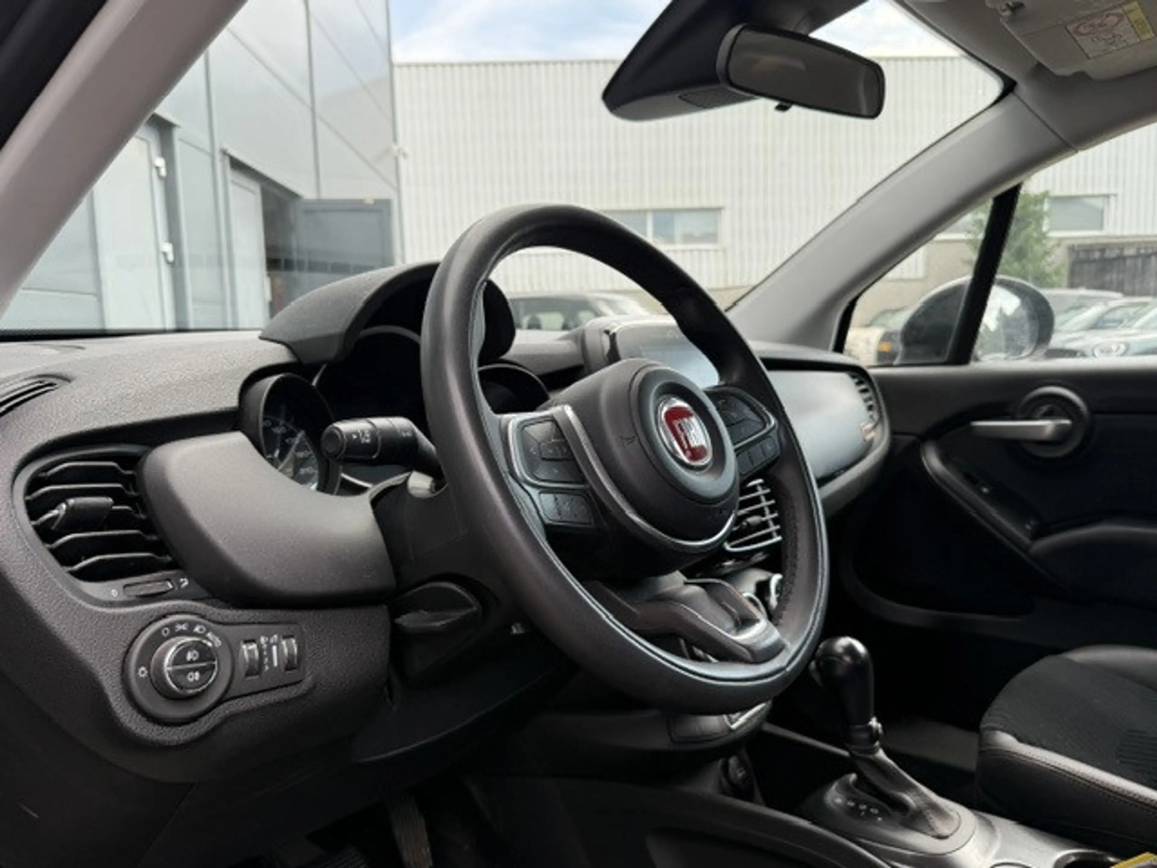 Fiat 500X Cross 1.3 GSE Cross Autom. *carplay *navi *camera — photo 14