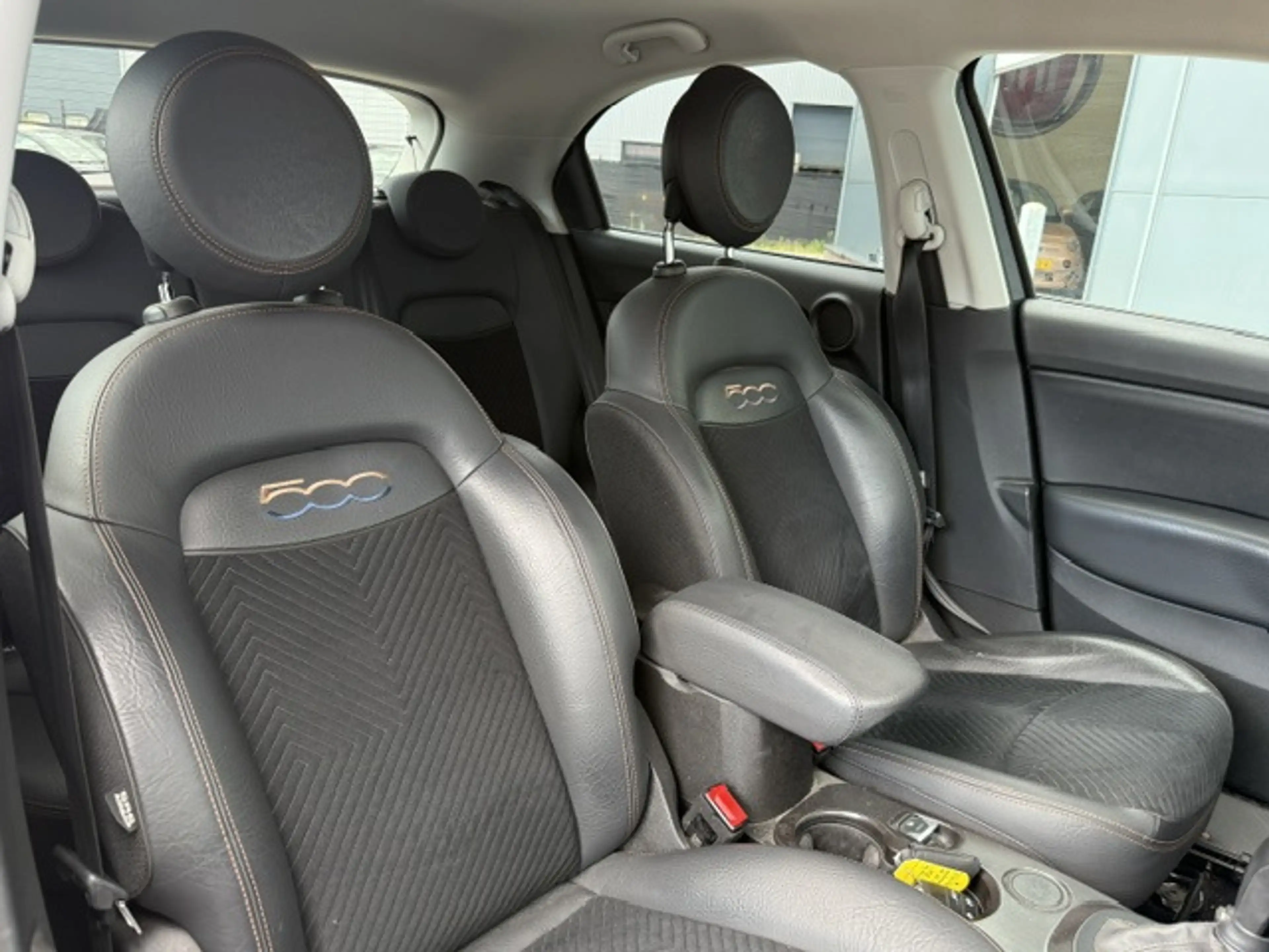Fiat 500X Cross 1.3 GSE Cross Autom. *carplay *navi *camera — photo 17