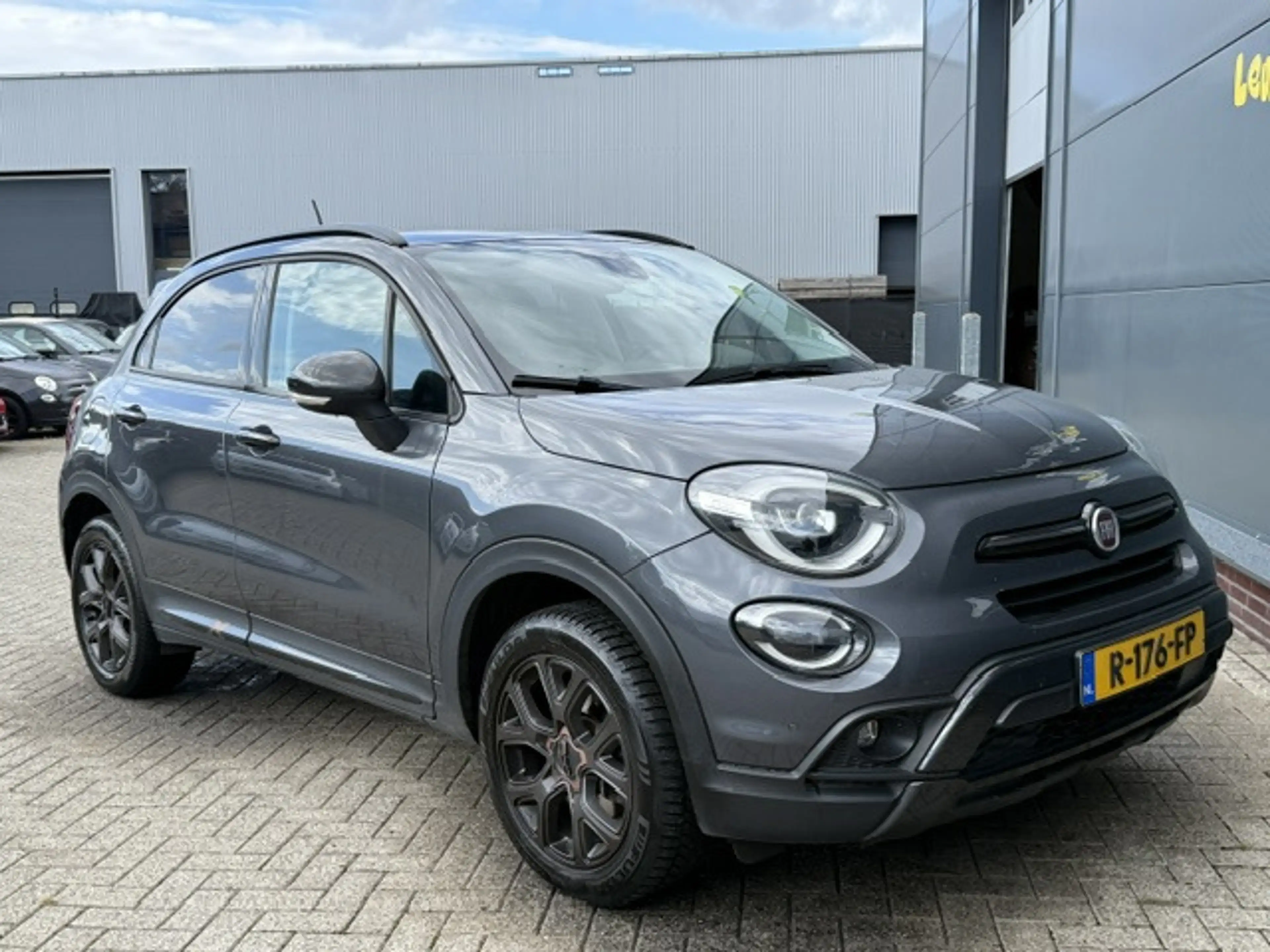 Fiat 500X Cross 1.3 GSE Cross Autom. *carplay *navi *camera — photo 9