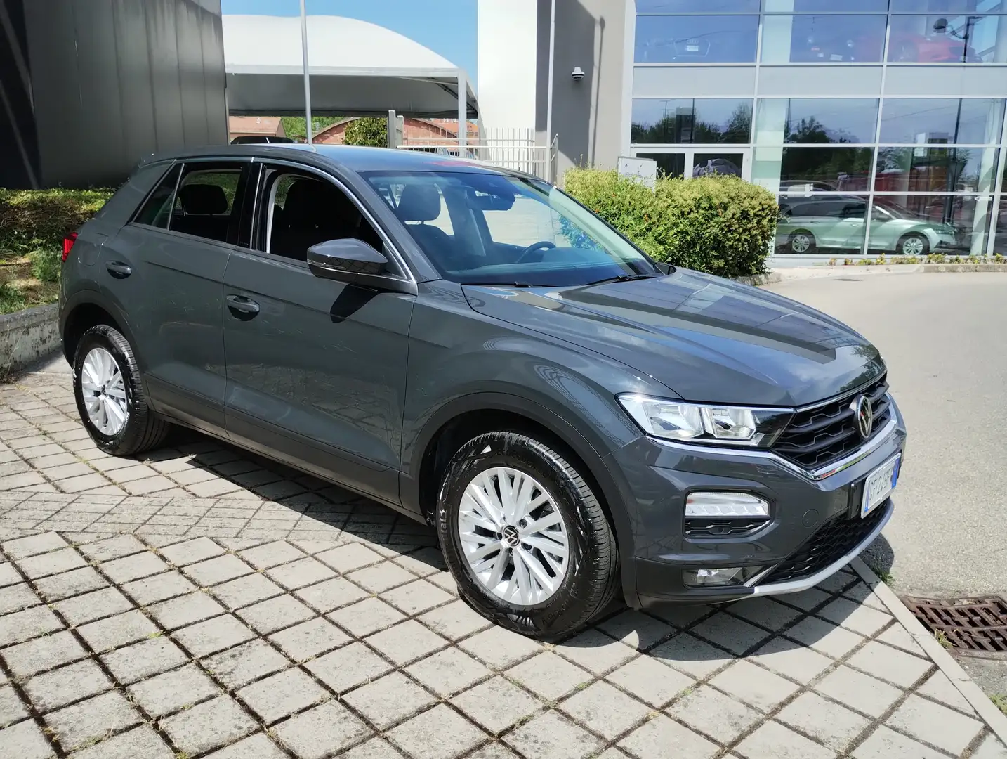 Volkswagen T-Roc T-Roc 1.0 tsi Business 110cv Grigio - 1