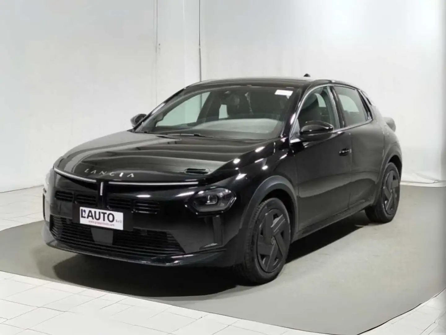 Lancia Ypsilon Hybrid e-DCT Black - 1